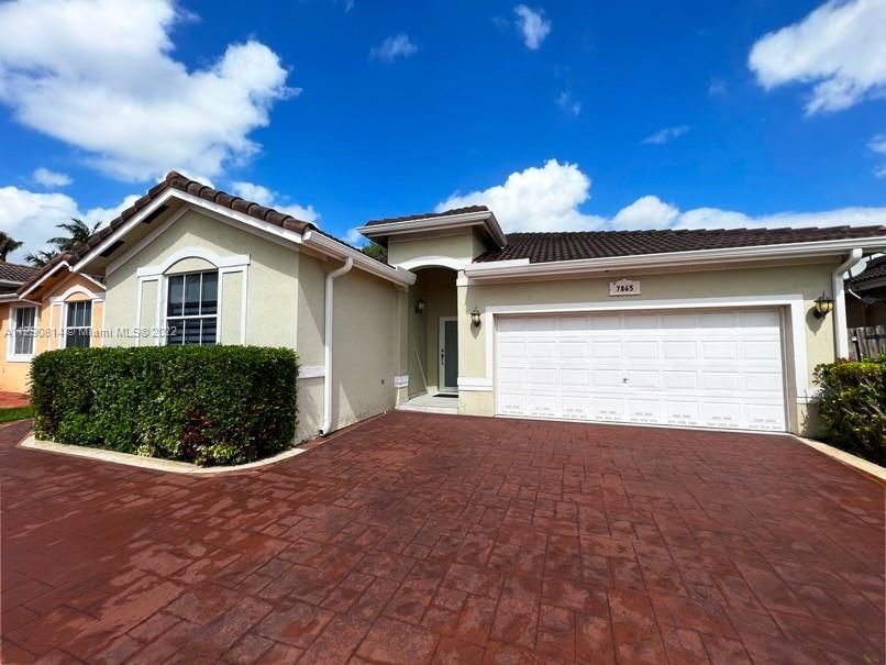 Real estate property located at 7865 194th Ter, Miami-Dade County, Hialeah, FL