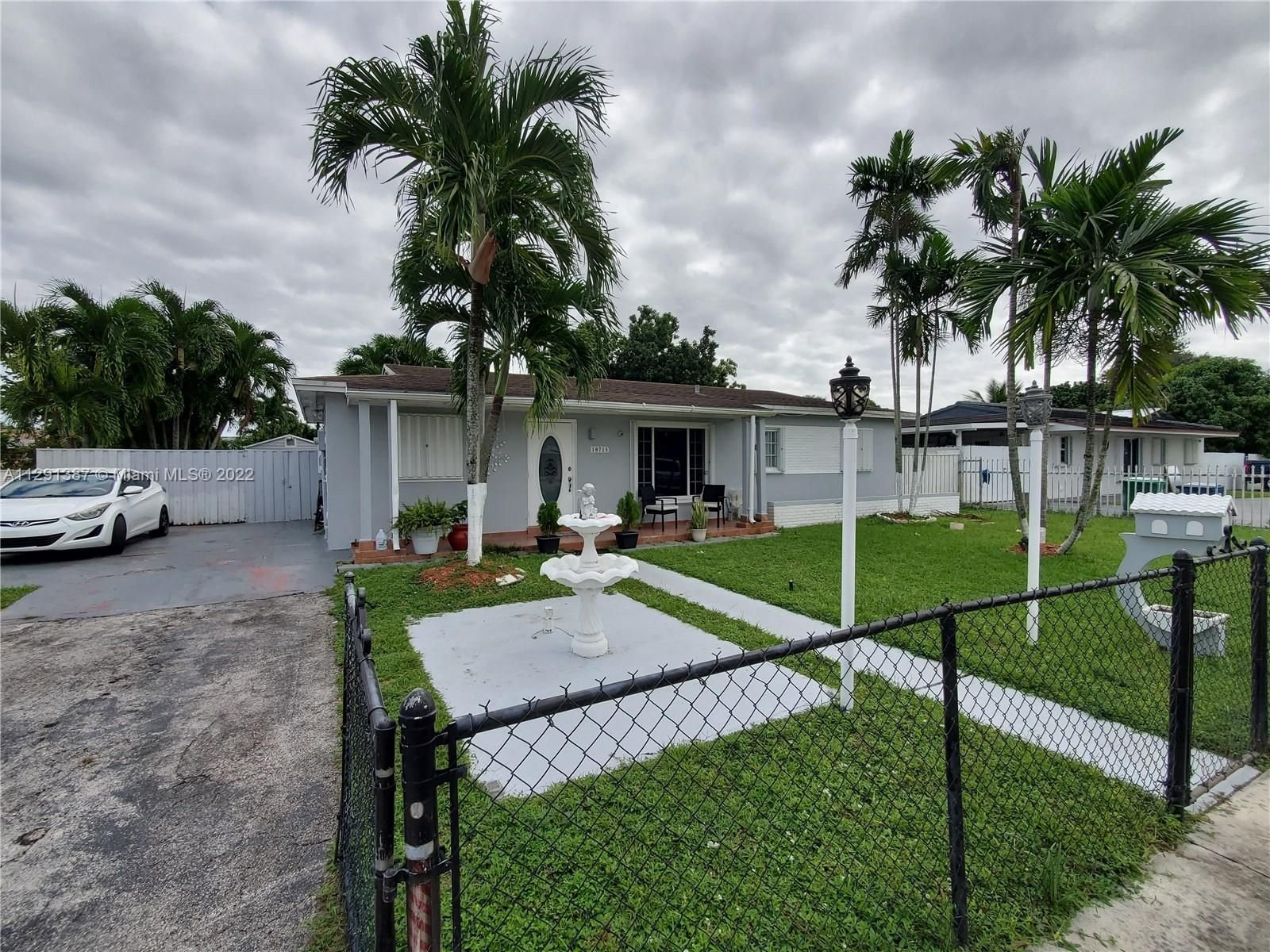 Real estate property located at 18715 48th Pl, Miami-Dade County, Miami Gardens, FL