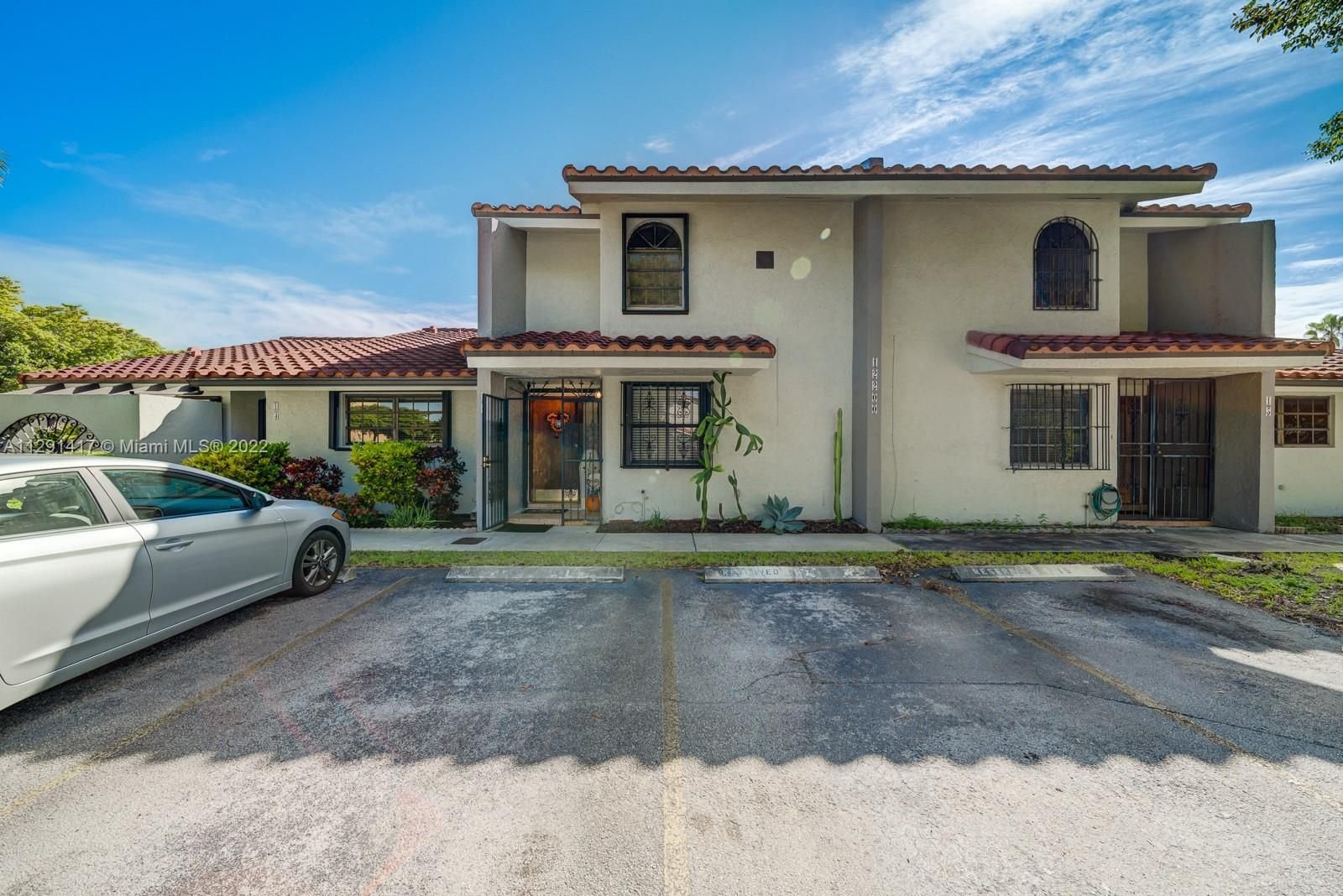 Real estate property located at 12200 20th Ter #14, Miami-Dade County, Miami, FL