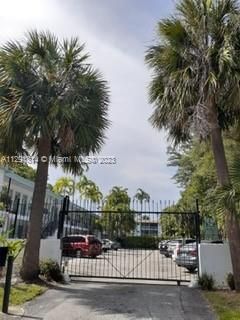 Real estate property located at 645 77th St #8, Miami-Dade County, Miami, FL