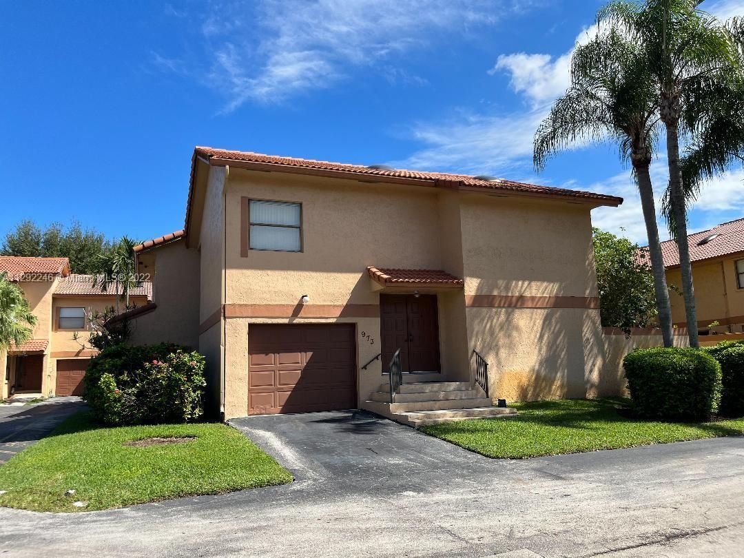 Real estate property located at 973 112th Ter, Broward County, Pembroke Pines, FL
