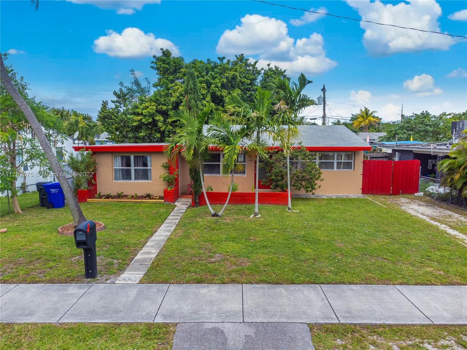 Real estate property located at 2123 Wiley St, Broward County, Hollywood, FL