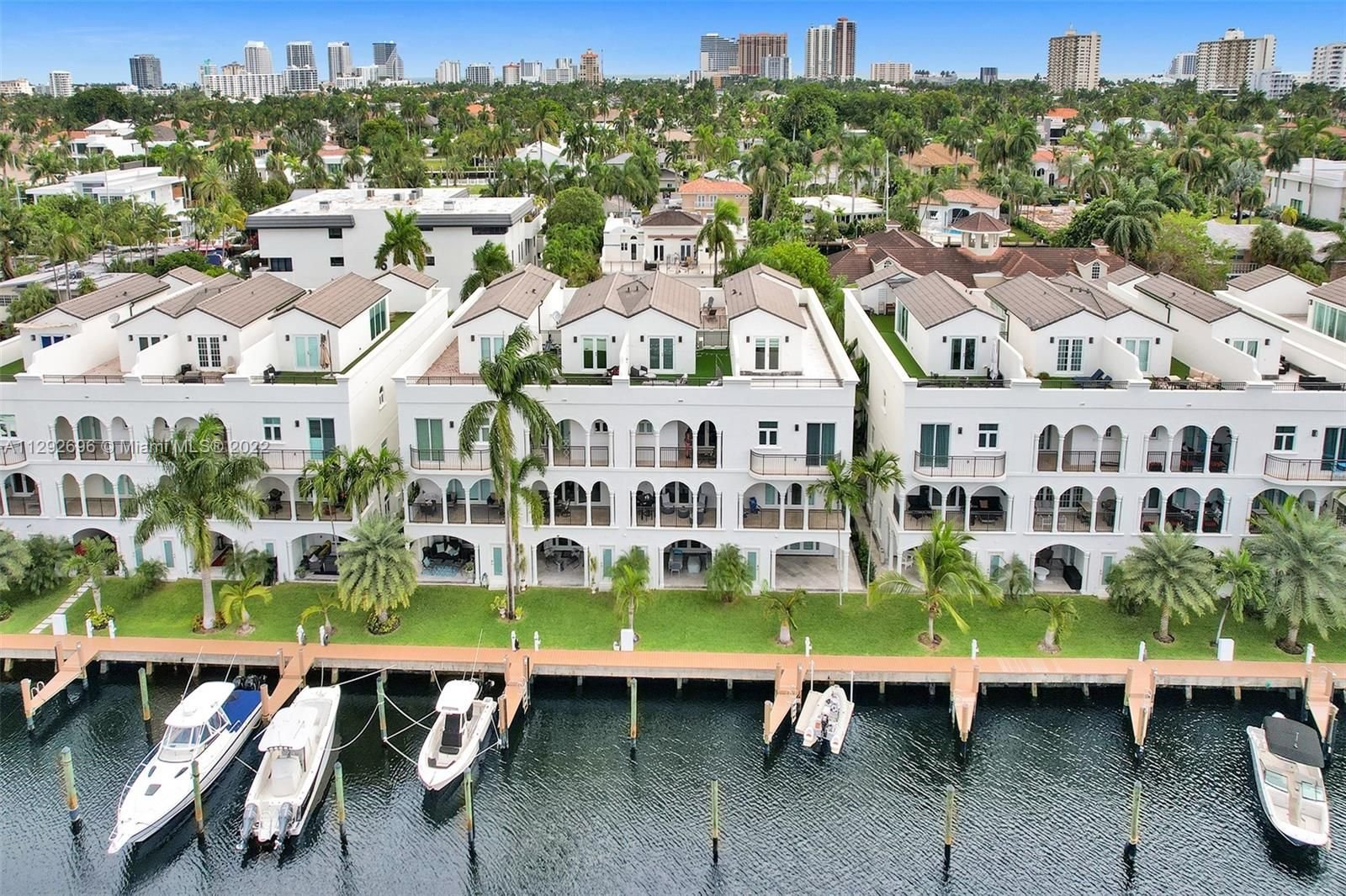 Real estate property located at 73 Isle Of Venice Dr #73, Broward County, Fort Lauderdale, FL
