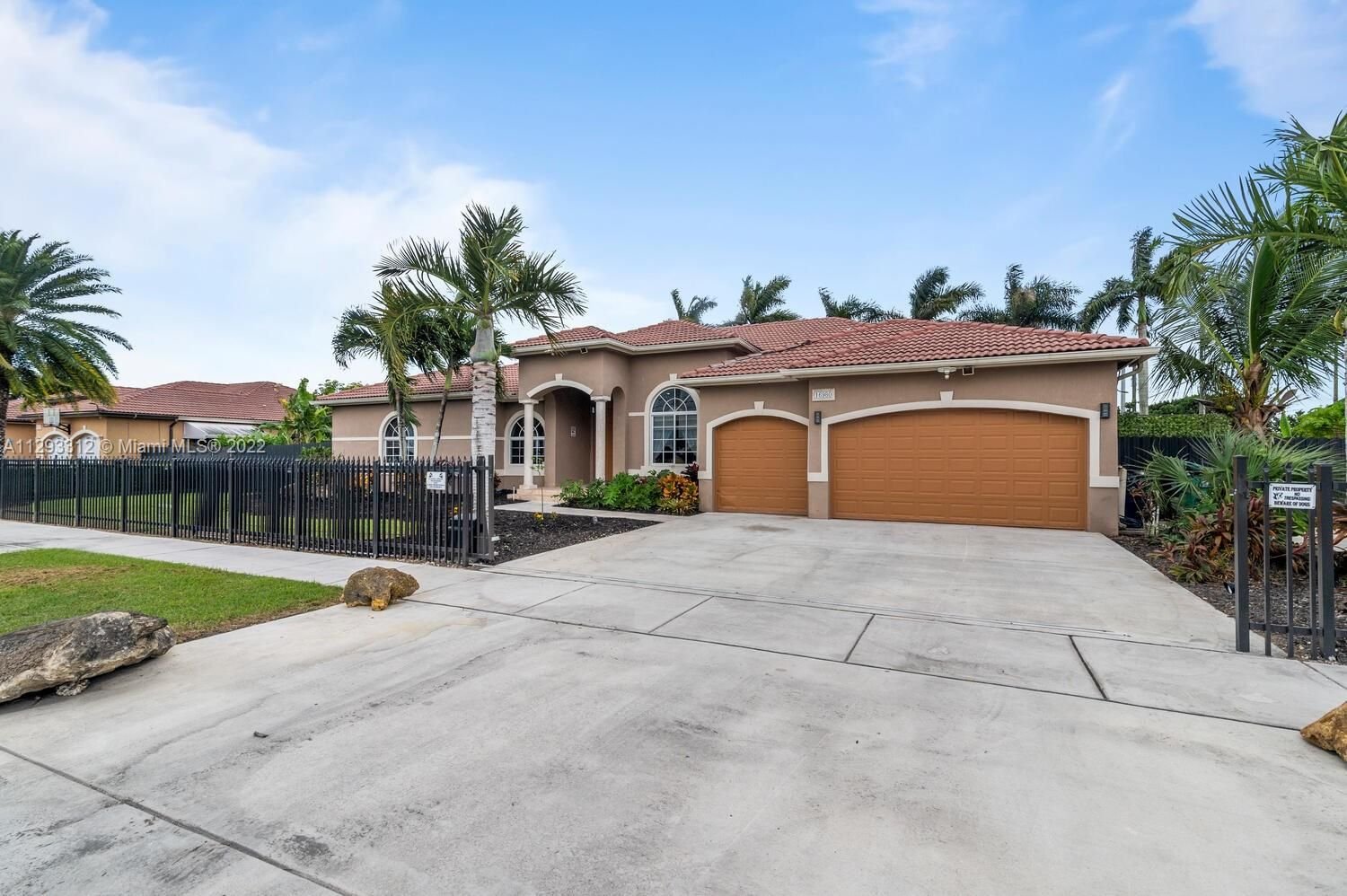 Real estate property located at 16980 296th St, Miami-Dade County, Homestead, FL