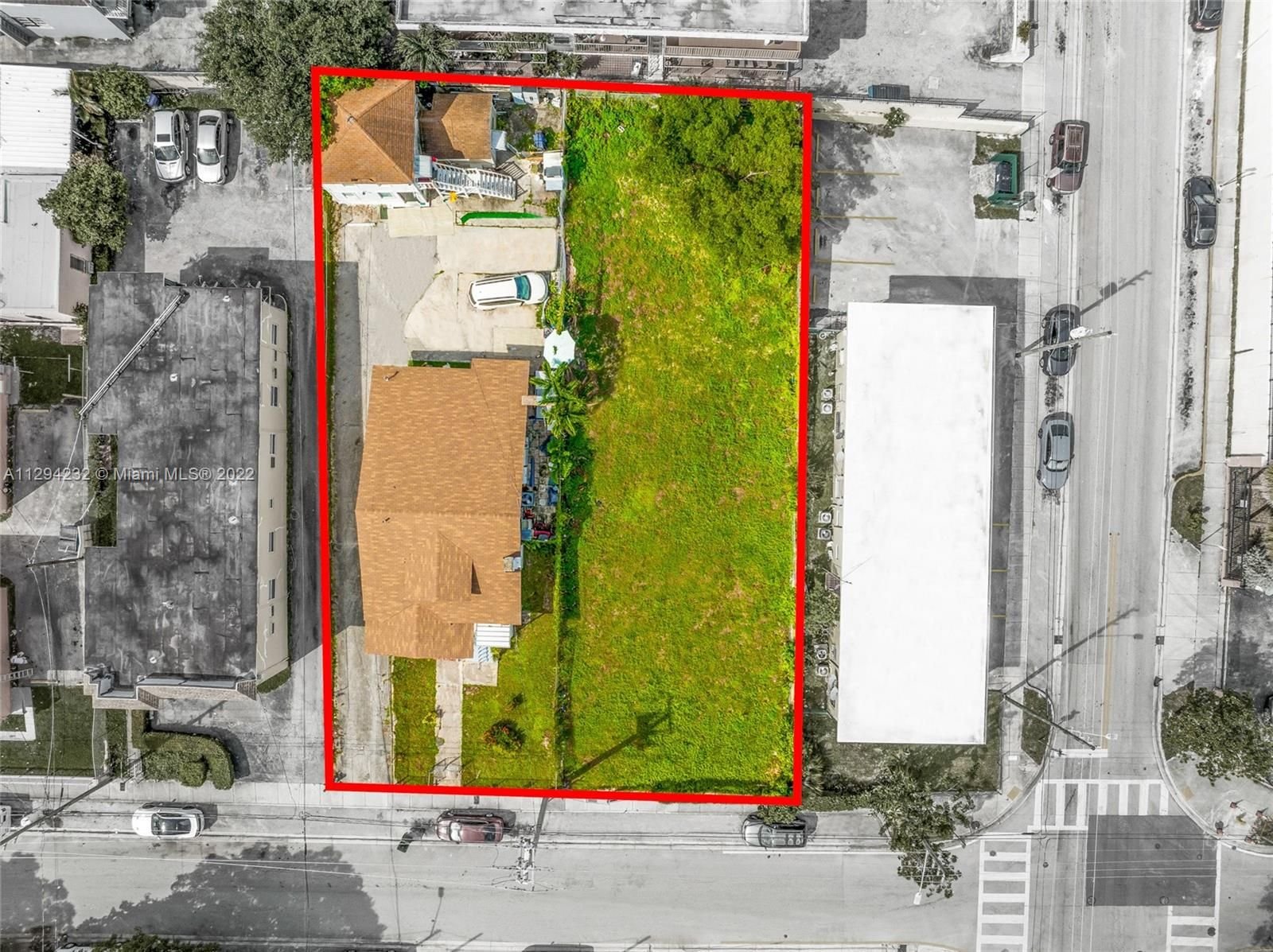 Real estate property located at 308 11th Ave, Miami-Dade County, LAWRENCE ESTATE LAND CO, Miami, FL