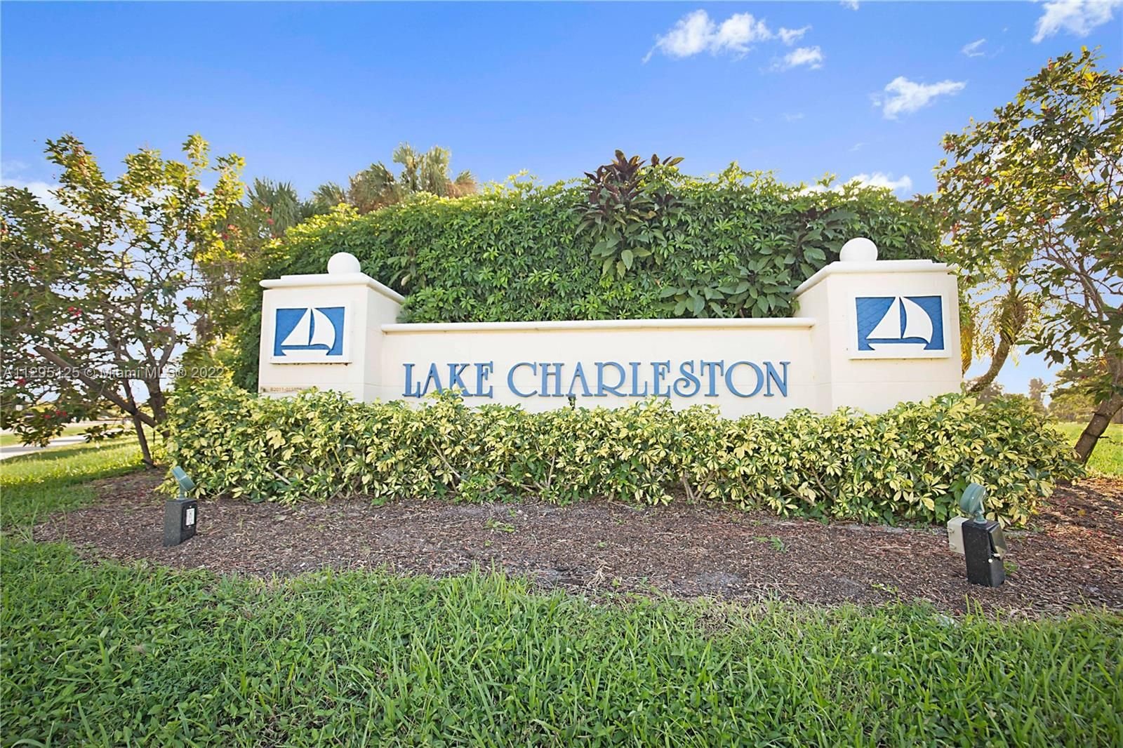 Real estate property located at 7676 Bristol Bay Ln, Palm Beach County, Lake Worth, FL