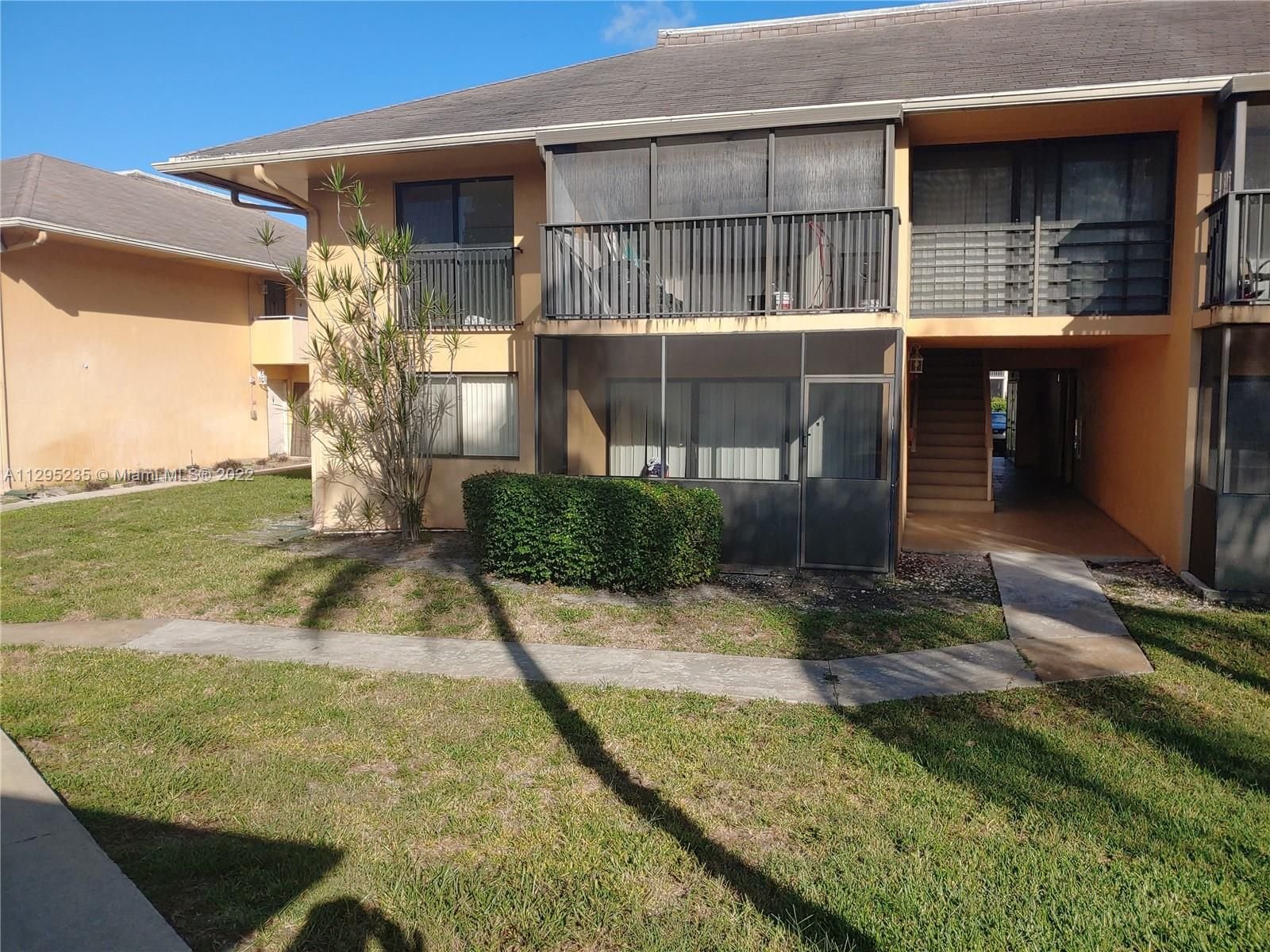Real estate property located at 5805 Washington St #16, Broward County, Hollywood, FL