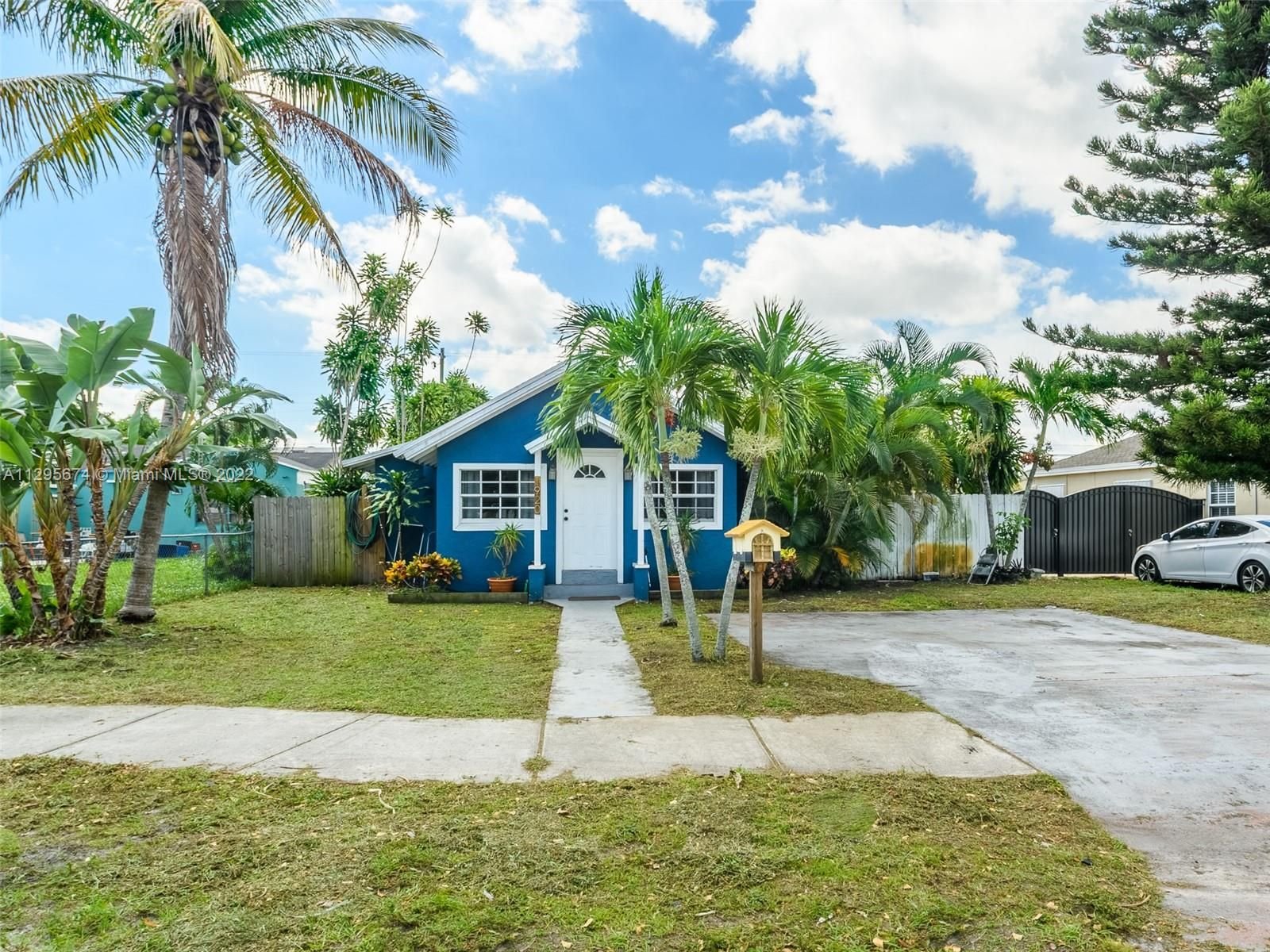 Real estate property located at 1920 Cleveland St, Broward County, Hollywood, FL