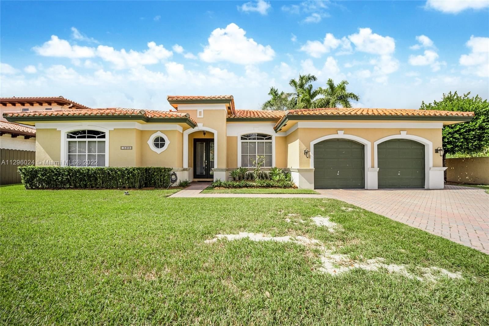 Real estate property located at 15960 81st Ct, Miami-Dade County, Miami Lakes, FL