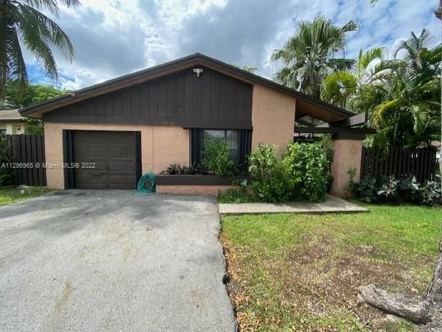 Real estate property located at 13036 108th St Cir., Miami-Dade County, Miami, FL
