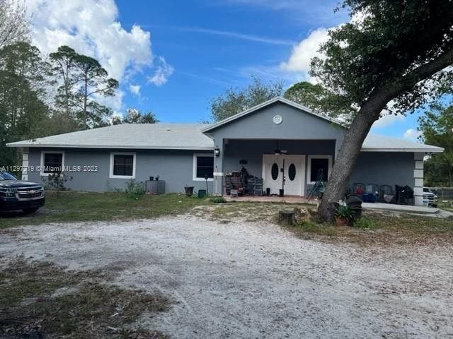 Real estate property located at 230 Jinete, Hendry County, Clewiston, FL