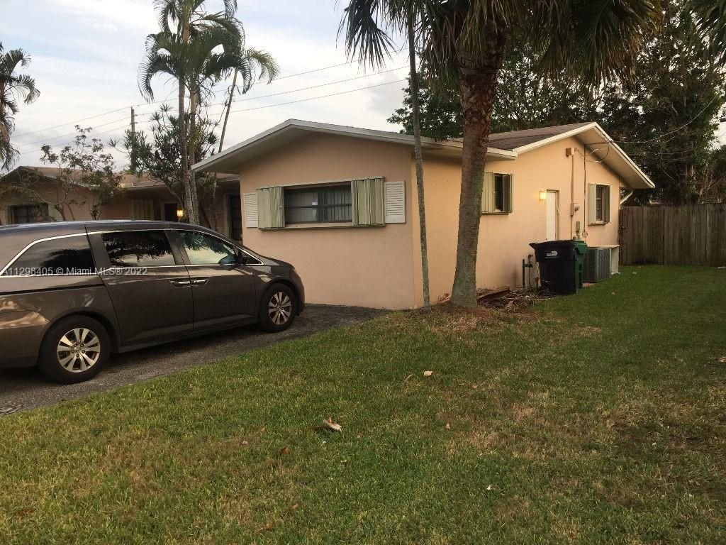 Real estate property located at 1330 171st St, Miami-Dade County, Miami, FL