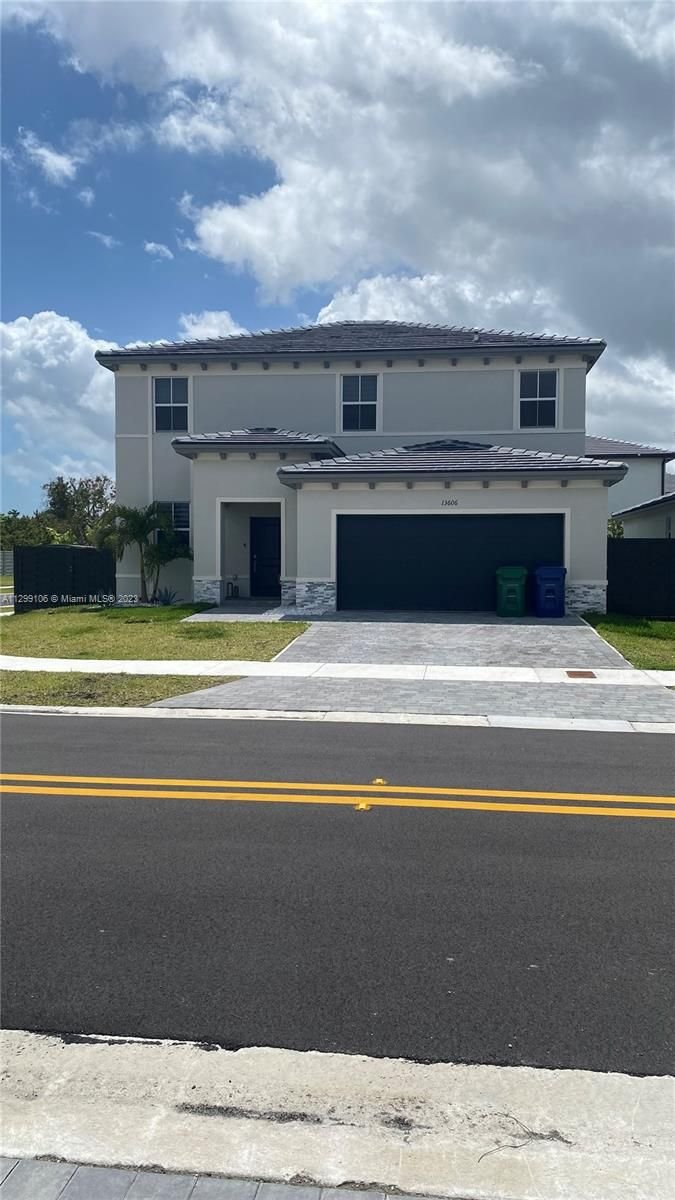 Real estate property located at 13606 184th Ter, Miami-Dade County, Miami, FL