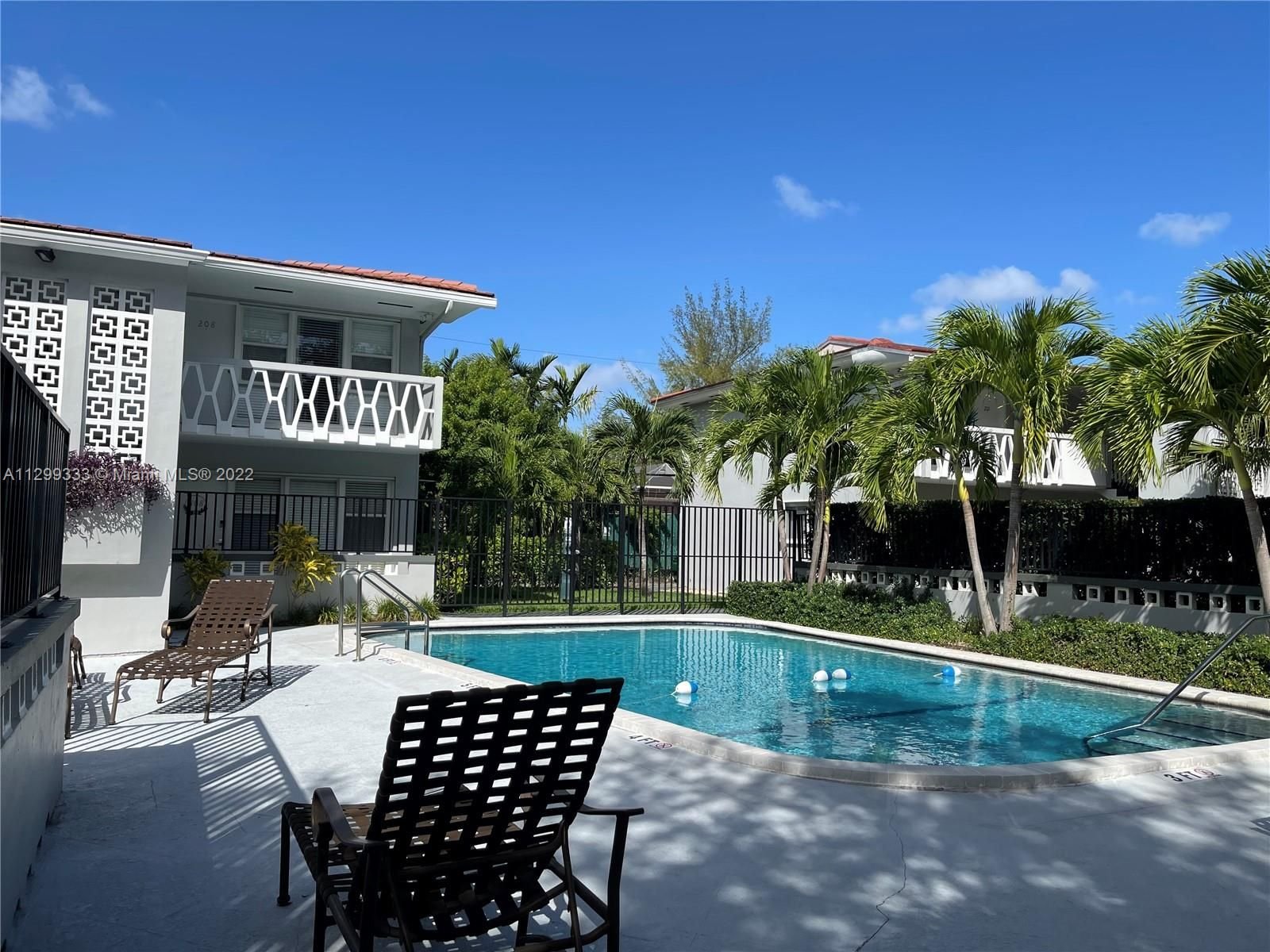 Real estate property located at 35 Edgewater Dr #103, Miami-Dade County, Coral Gables, FL