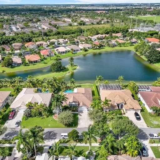 Real estate property located at 2720 Fairways Dr, Miami-Dade County, Homestead, FL