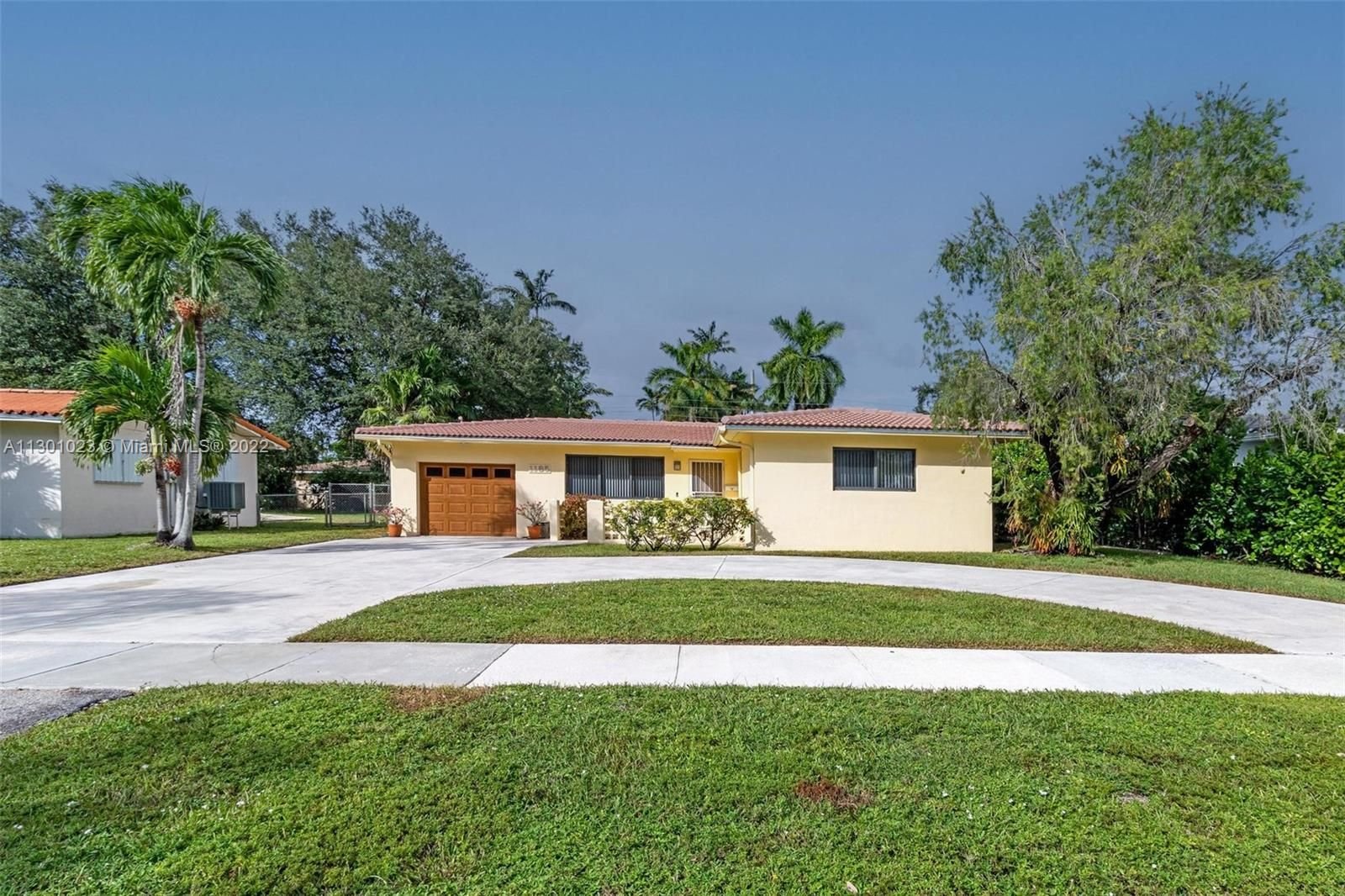 Real estate property located at 1185 Ibis Ave, Miami-Dade County, Miami Springs, FL