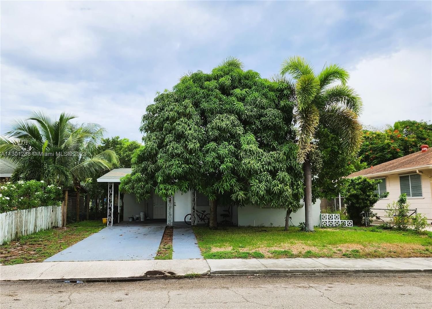 Real estate property located at 822 C St, Palm Beach County, Lake Worth, FL