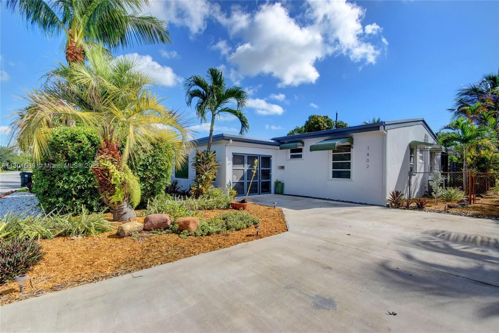 Real estate property located at 1402 K St, Palm Beach County, Lake Worth, FL