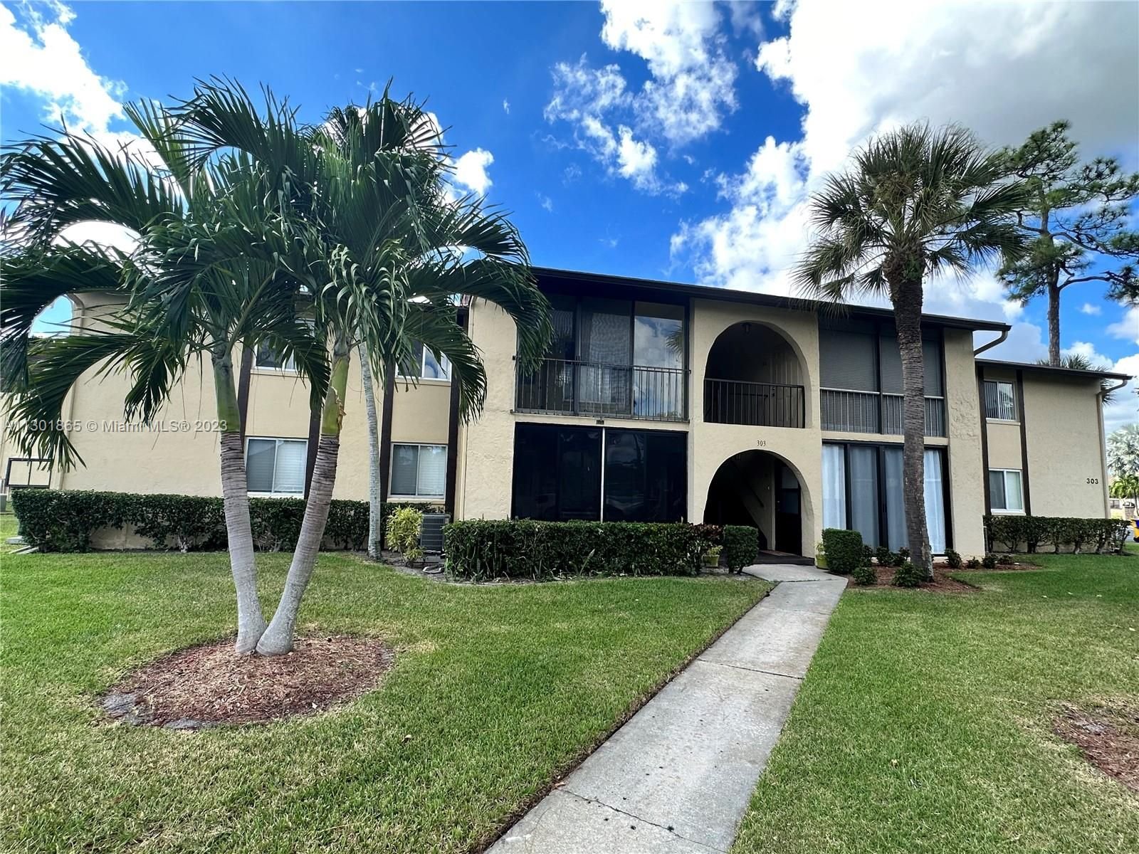 Real estate property located at 303 Pine Ridge Cir A-2, Palm Beach County, Green Acres, FL