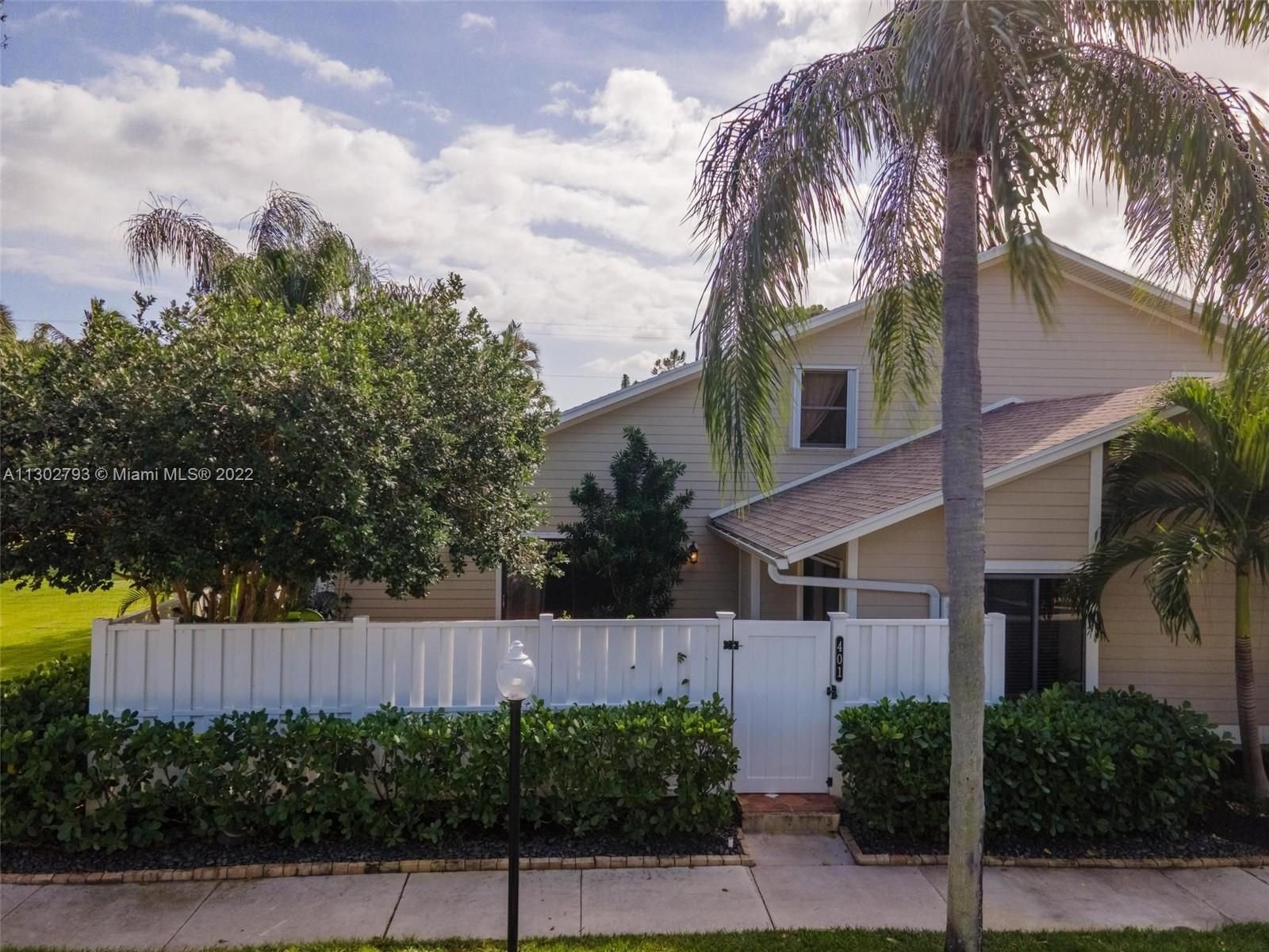Real estate property located at 401 Summerwinds Ln, Palm Beach County, Jupiter, FL