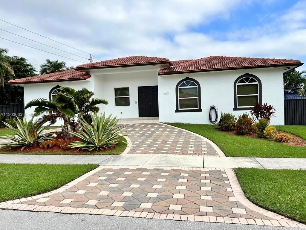 Real estate property located at 16001 153rd Ct, Miami-Dade County, Miami, FL