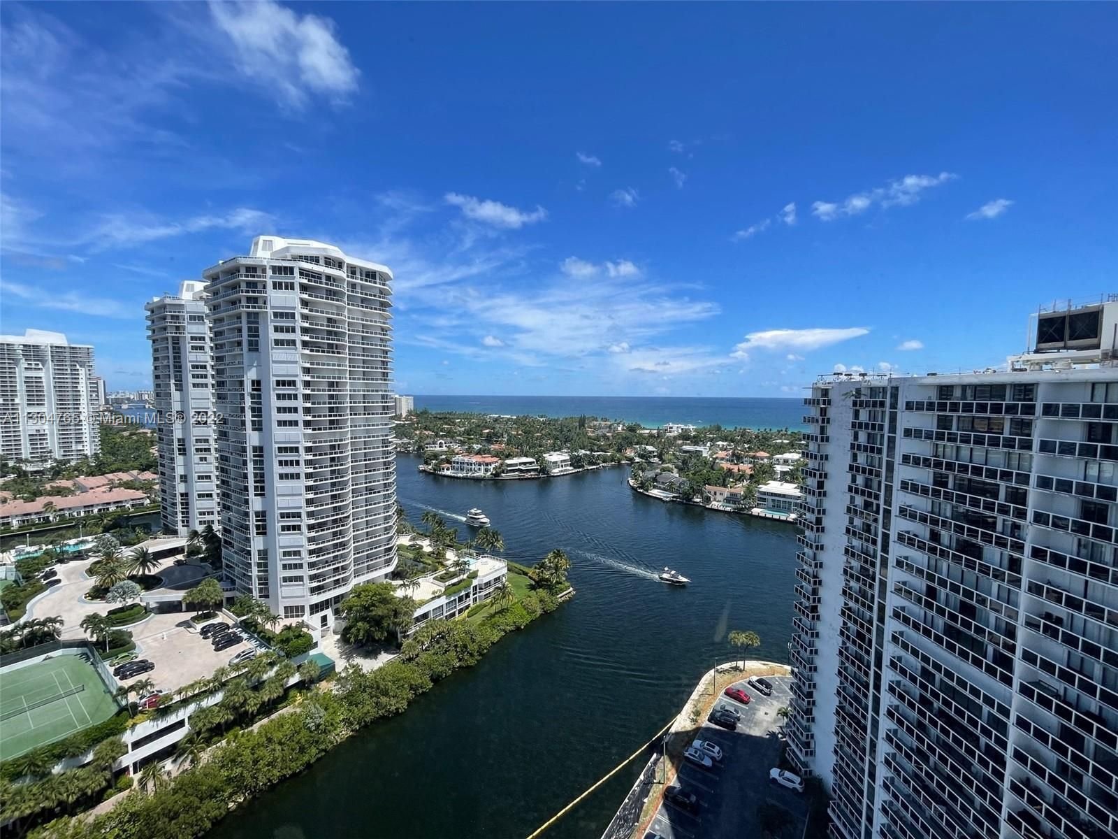 Real estate property located at 20505 Country Club Dr PH33, Miami-Dade County, Aventura, FL