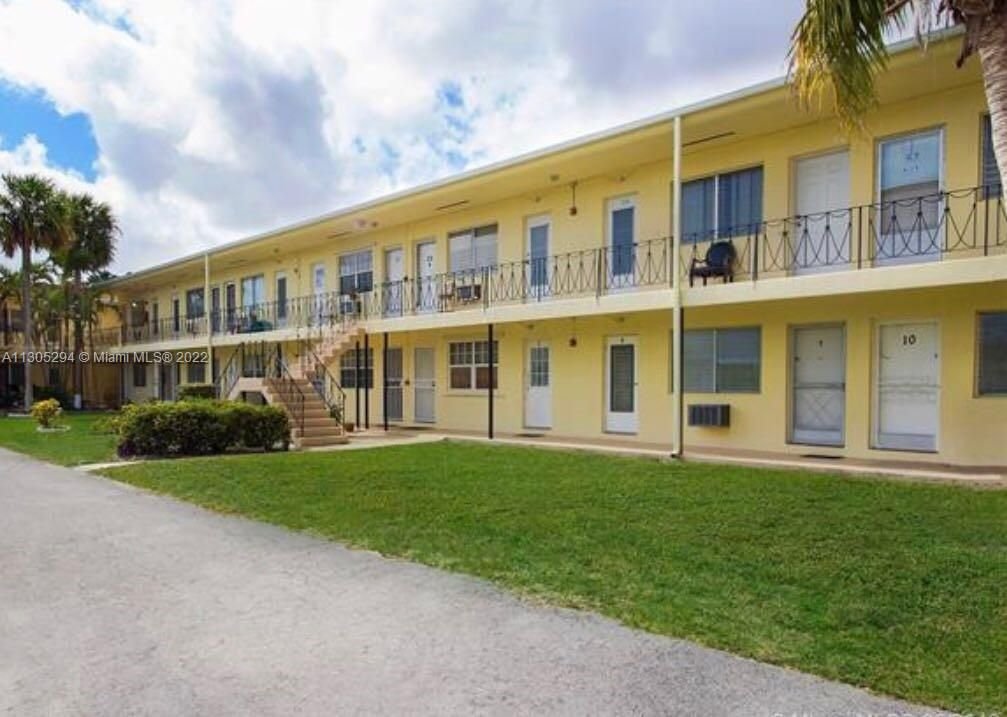 Real estate property located at 71 76th St #7, Miami-Dade County, Miami, FL