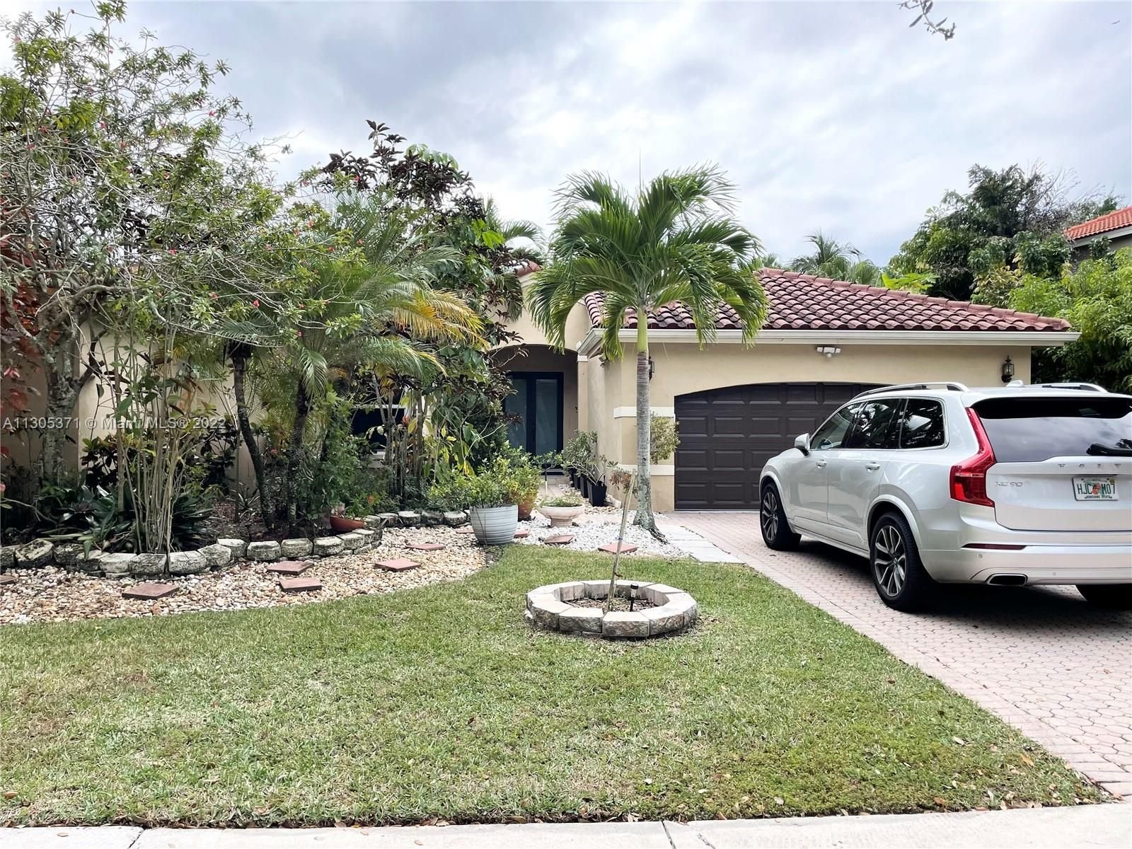 Real estate property located at 523 Stonemont Dr, Broward County, Weston, FL