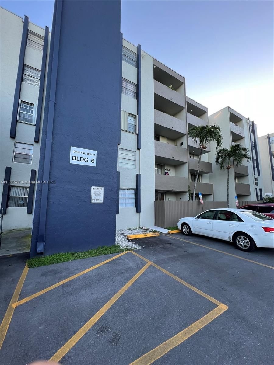 Real estate property located at 10090 80th Ct #1350, Miami-Dade County, Hialeah Gardens, FL