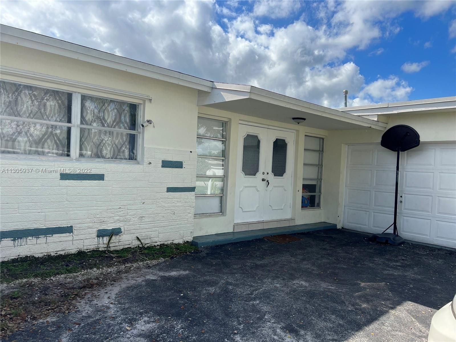 Real estate property located at 9180 21st Mnr, Broward County, Sunrise, FL