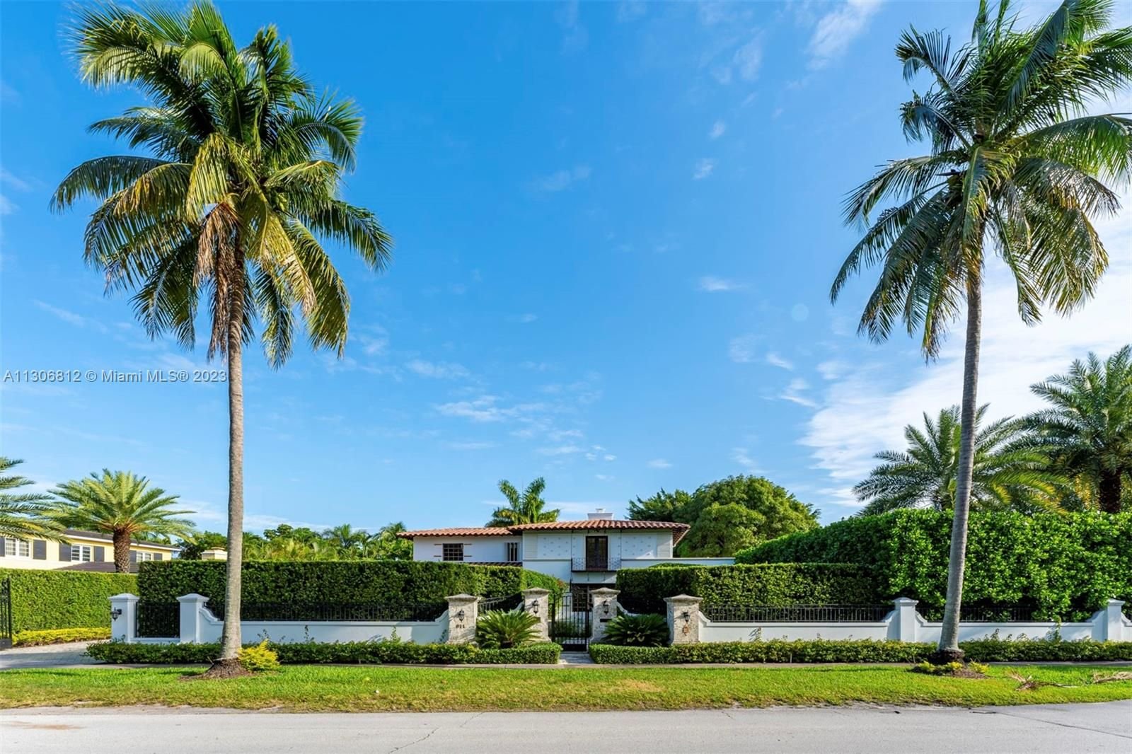 Real estate property located at 611 Greenway Dr, Miami-Dade County, Coral Gables, FL