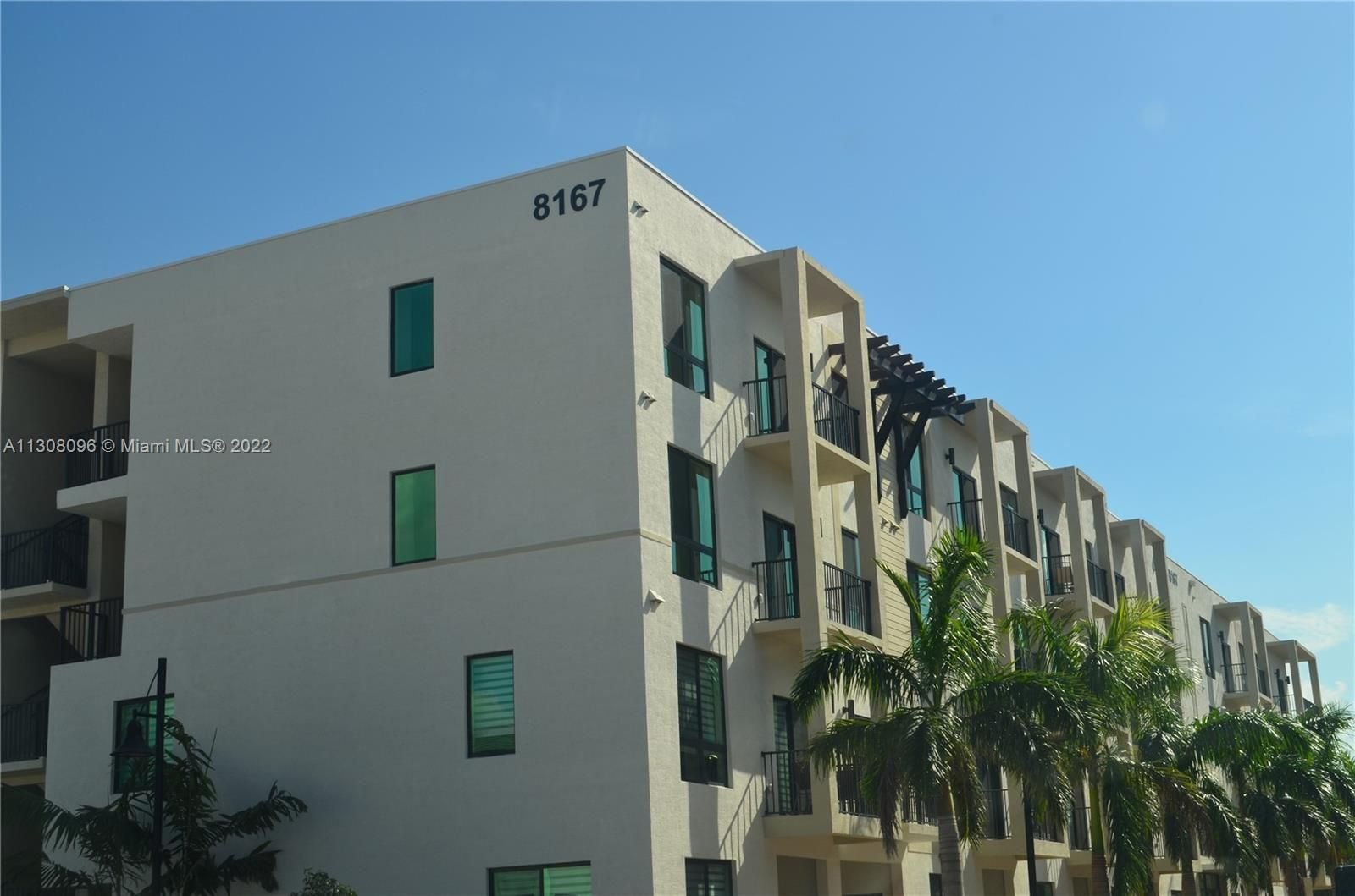 Real estate property located at 8167 41st St #109, Miami-Dade County, Doral, FL