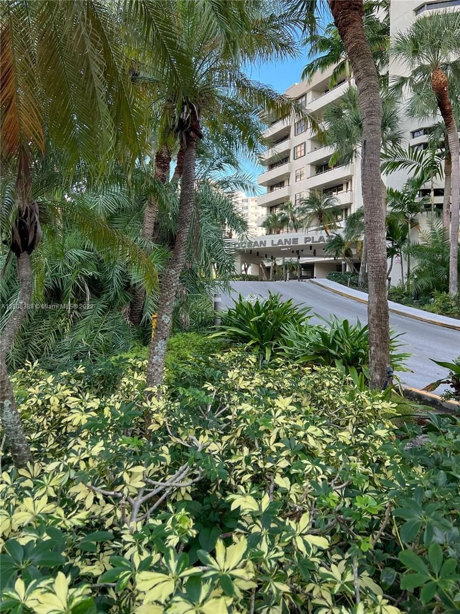 Real estate property located at 170 Ocean Lane Dr #311, Miami-Dade County, Key Biscayne, FL