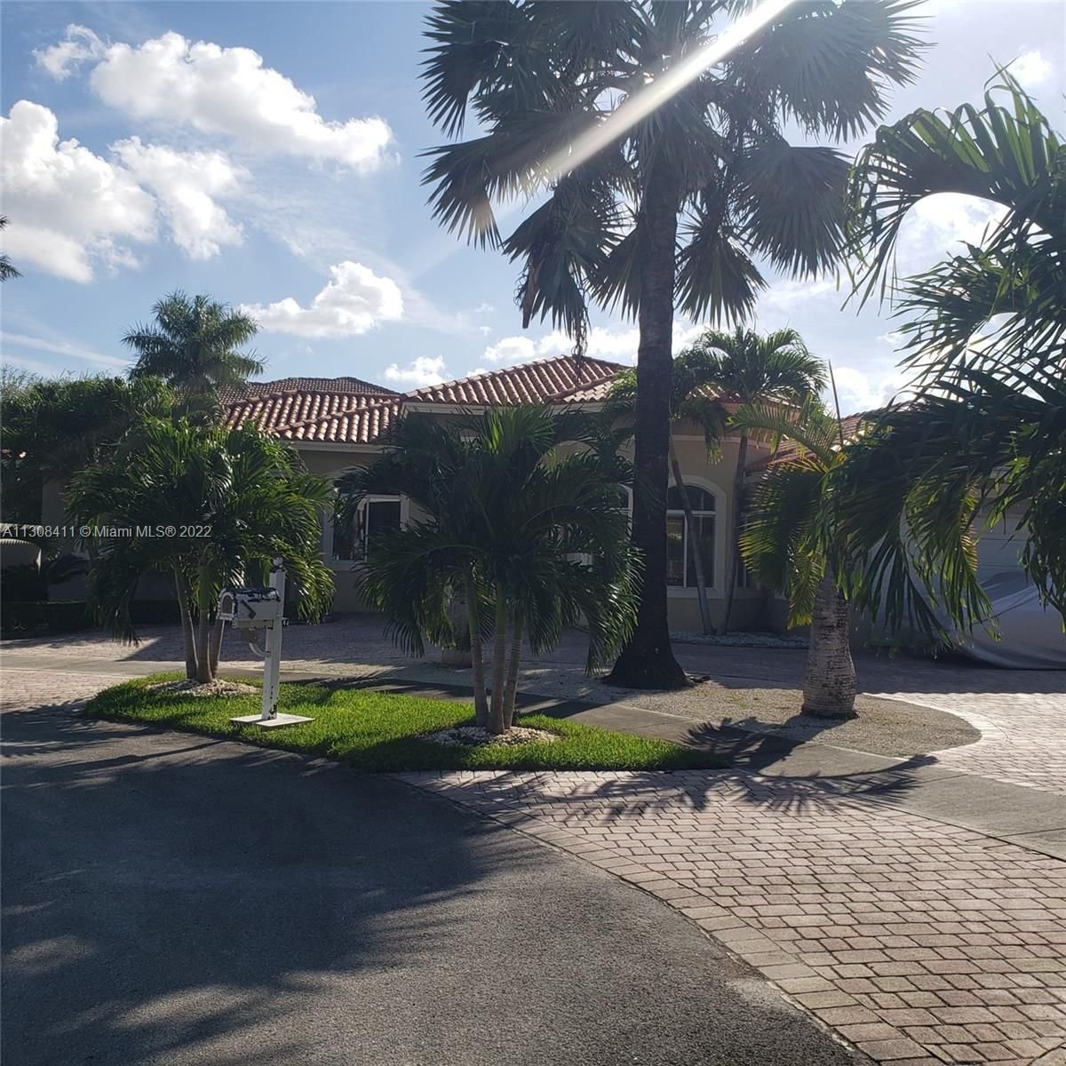 Real estate property located at 14380 19th Ter, Miami-Dade County, Miami, FL
