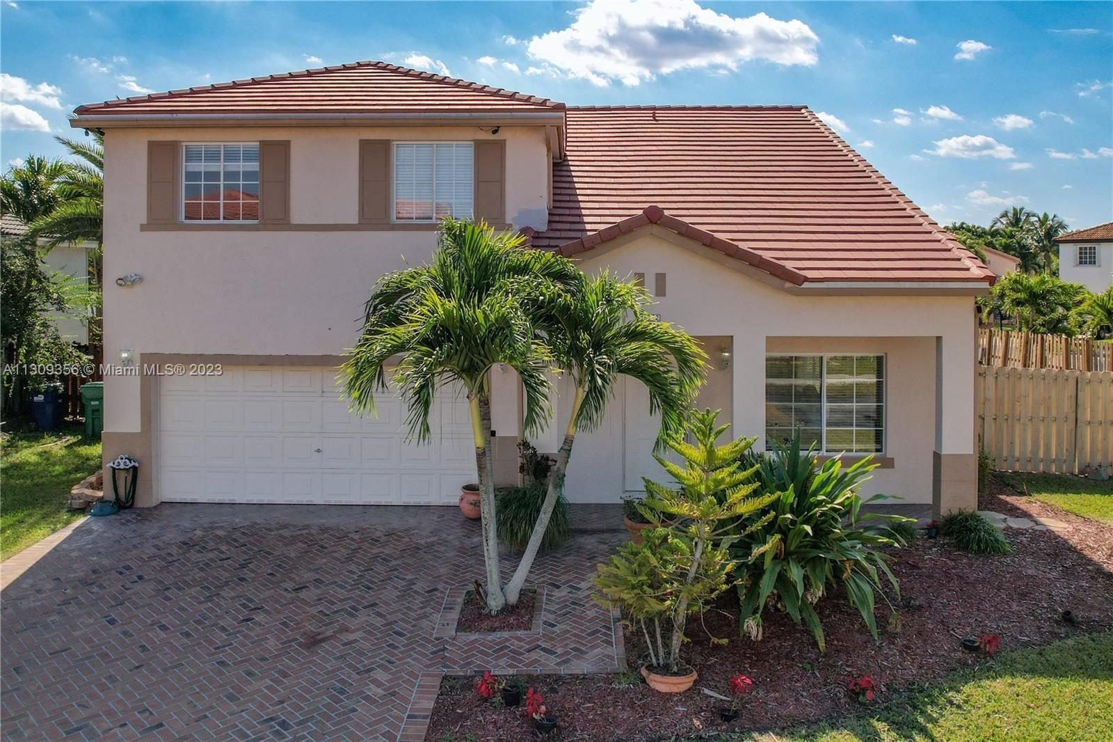 Real estate property located at 15782 75th Ter, Miami-Dade County, Miami, FL