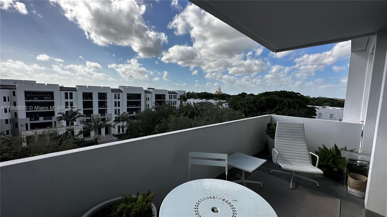 Real estate property located at 700 Biltmore Way #609, Miami-Dade County, Coral Gables, FL