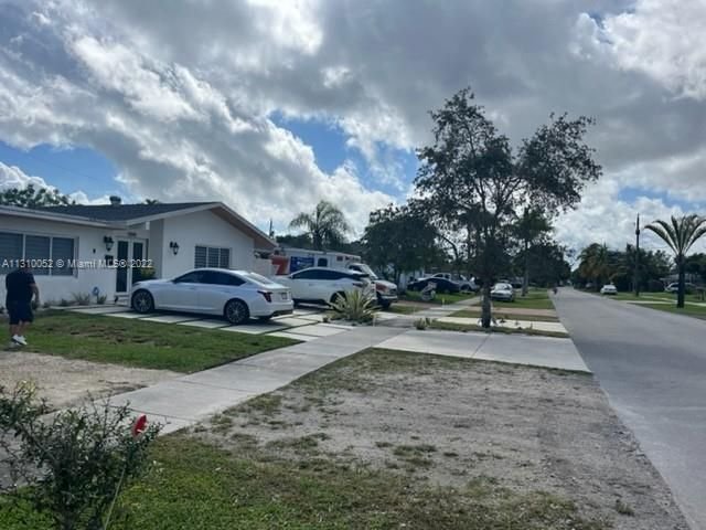 Real estate property located at 19045 Bel Aire Dr, Miami-Dade County, Cutler Bay, FL