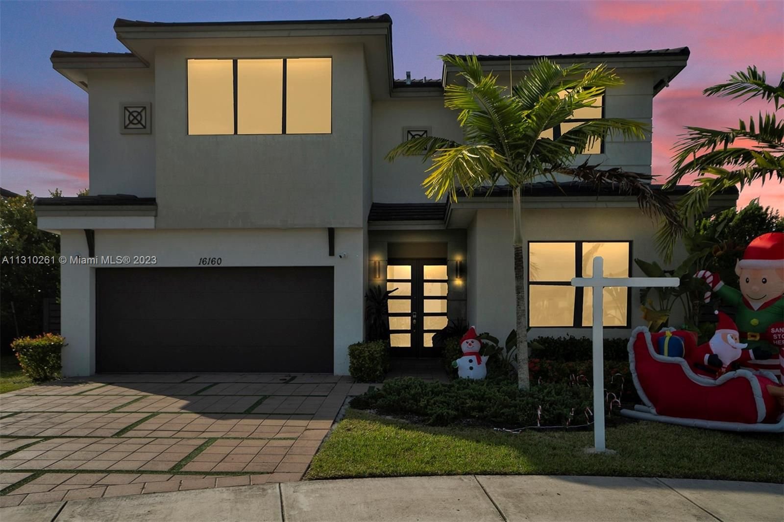 Real estate property located at 16160 91 Ct, Miami-Dade County, Miami Lakes, FL