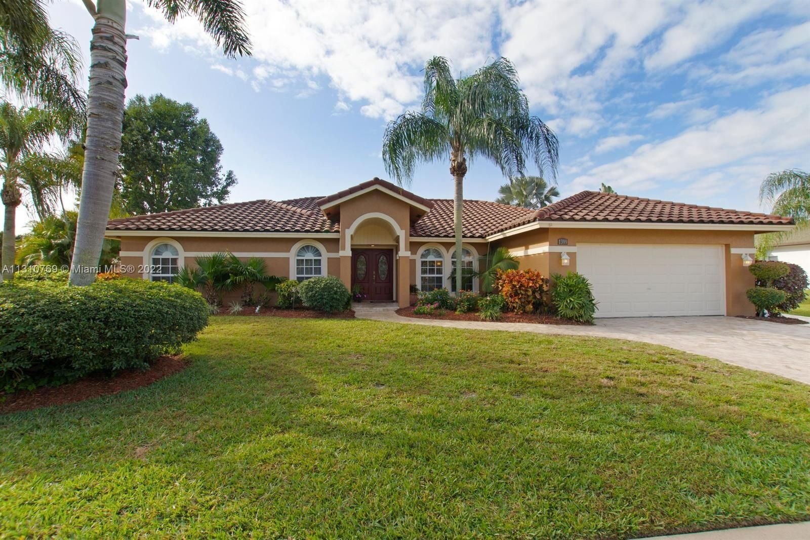 Real estate property located at 1399 Chapparel Way, Palm Beach County, Wellington, FL