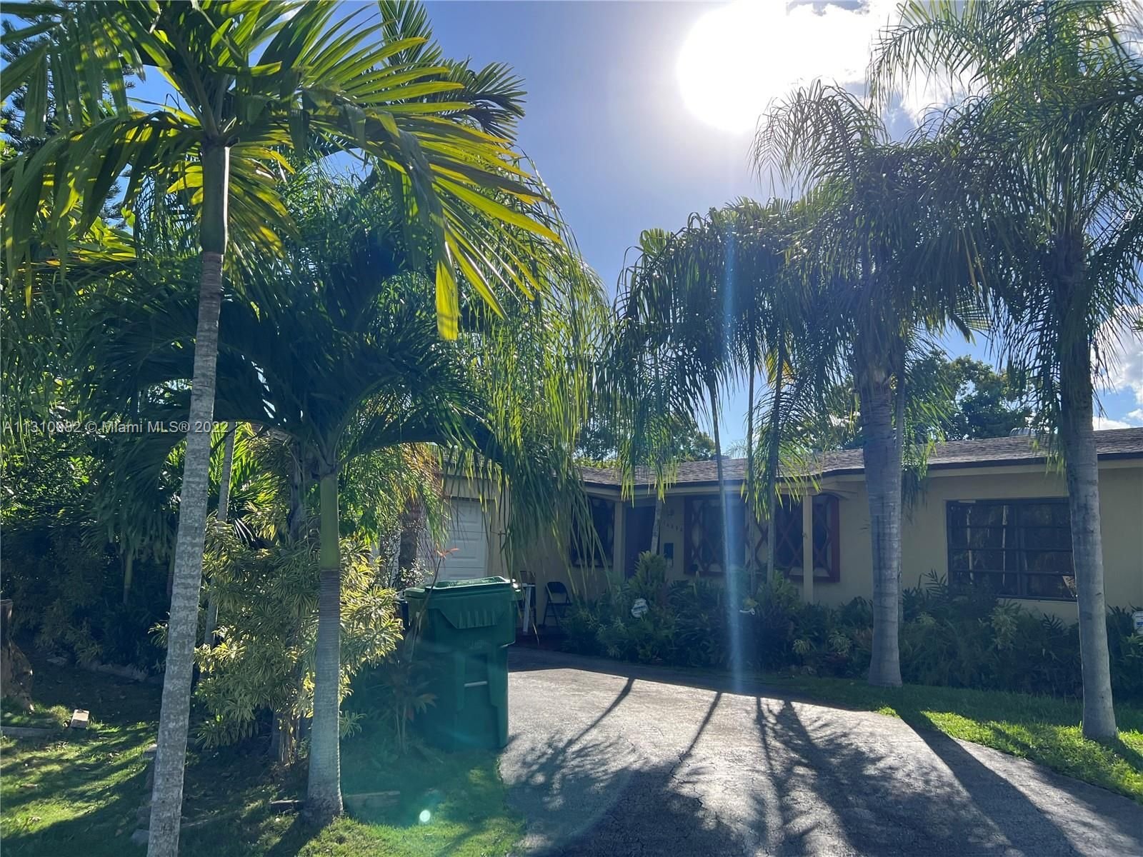 Real estate property located at 16030 99th Ave, Miami-Dade County, Miami, FL