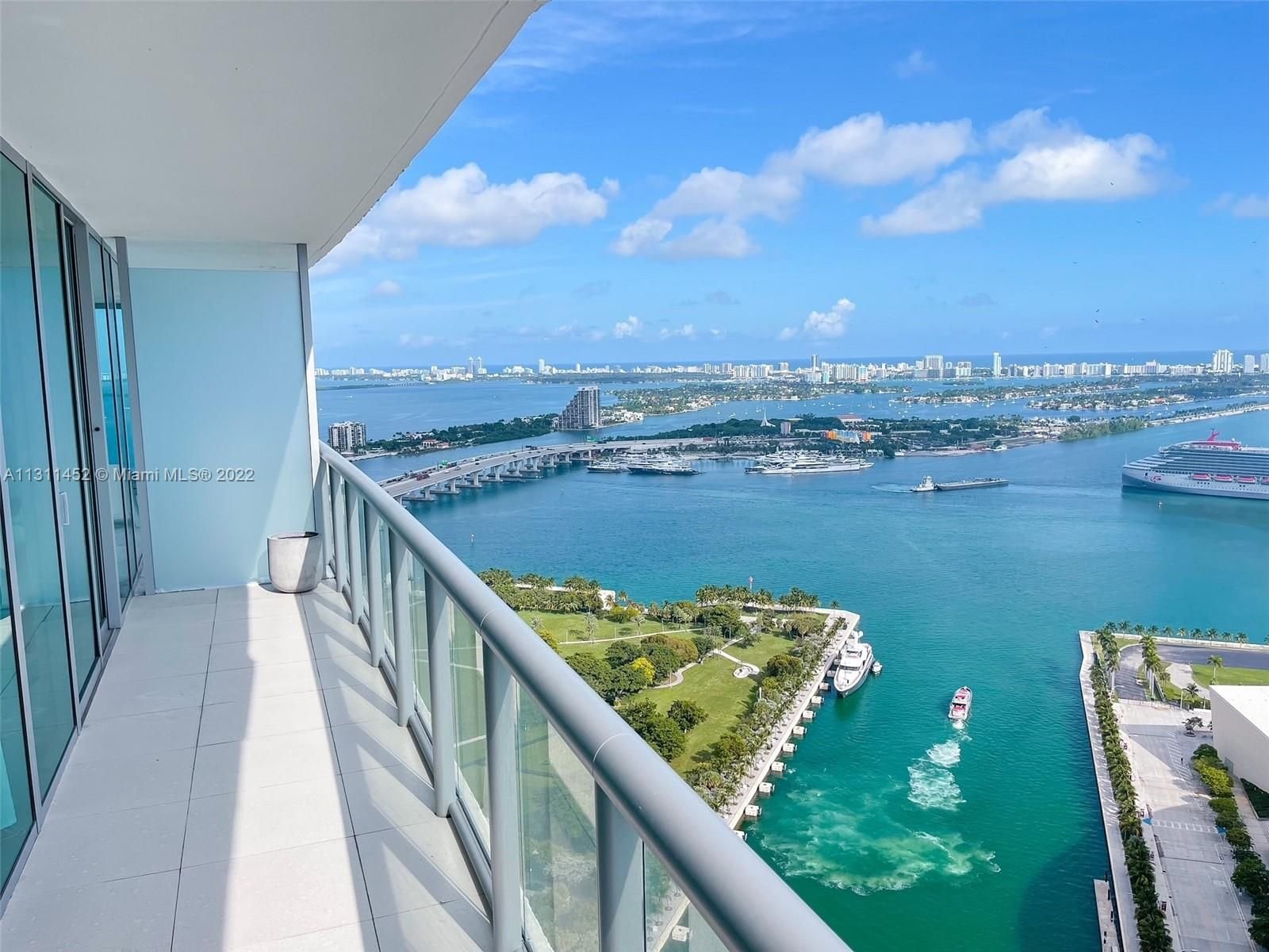 Real estate property located at 888 Biscayne Blvd #4207, Miami-Dade County, Miami, FL