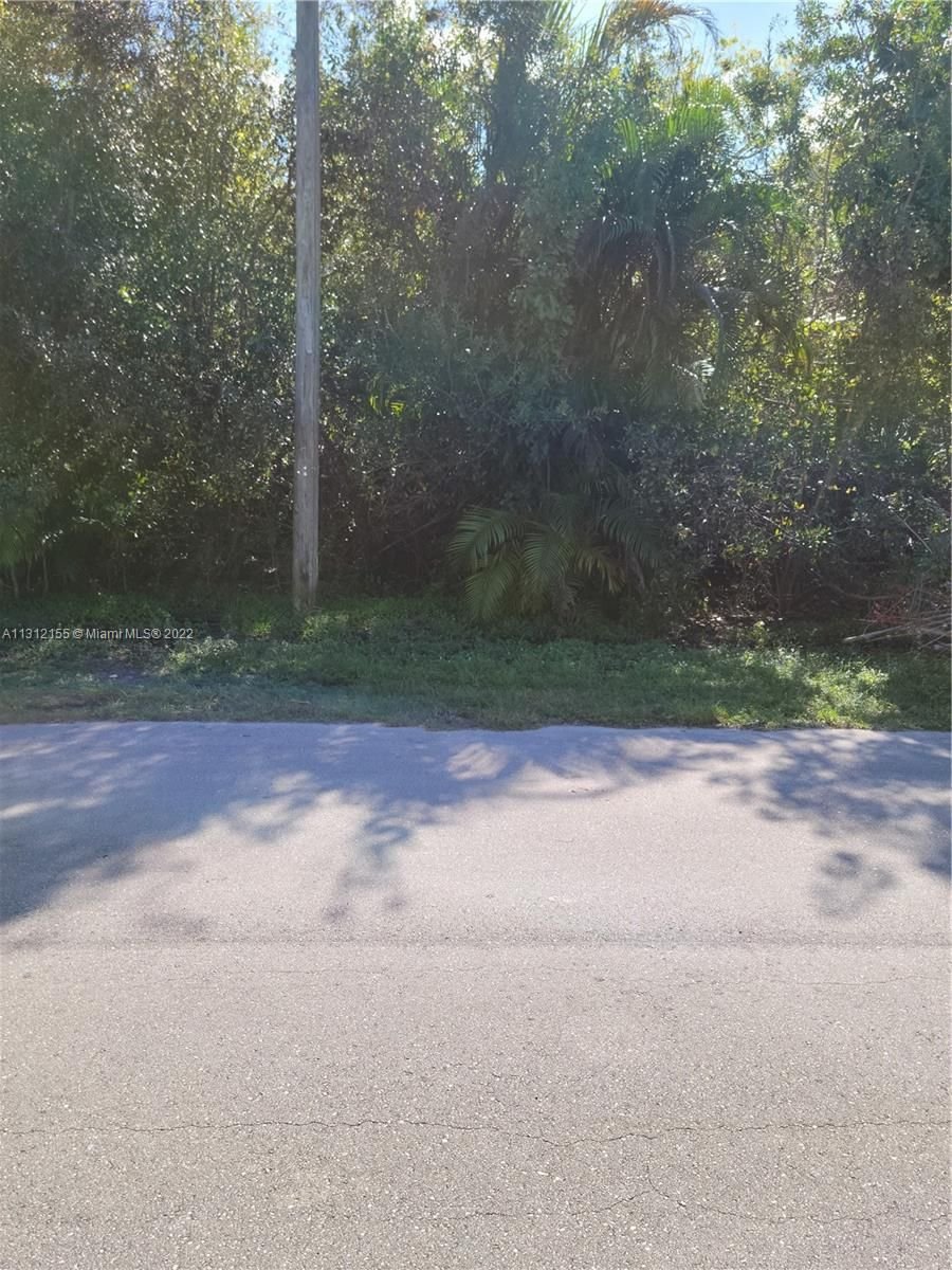 Real estate property located at 424 Aster Rd, St Lucie County, Port St. Lucie, FL