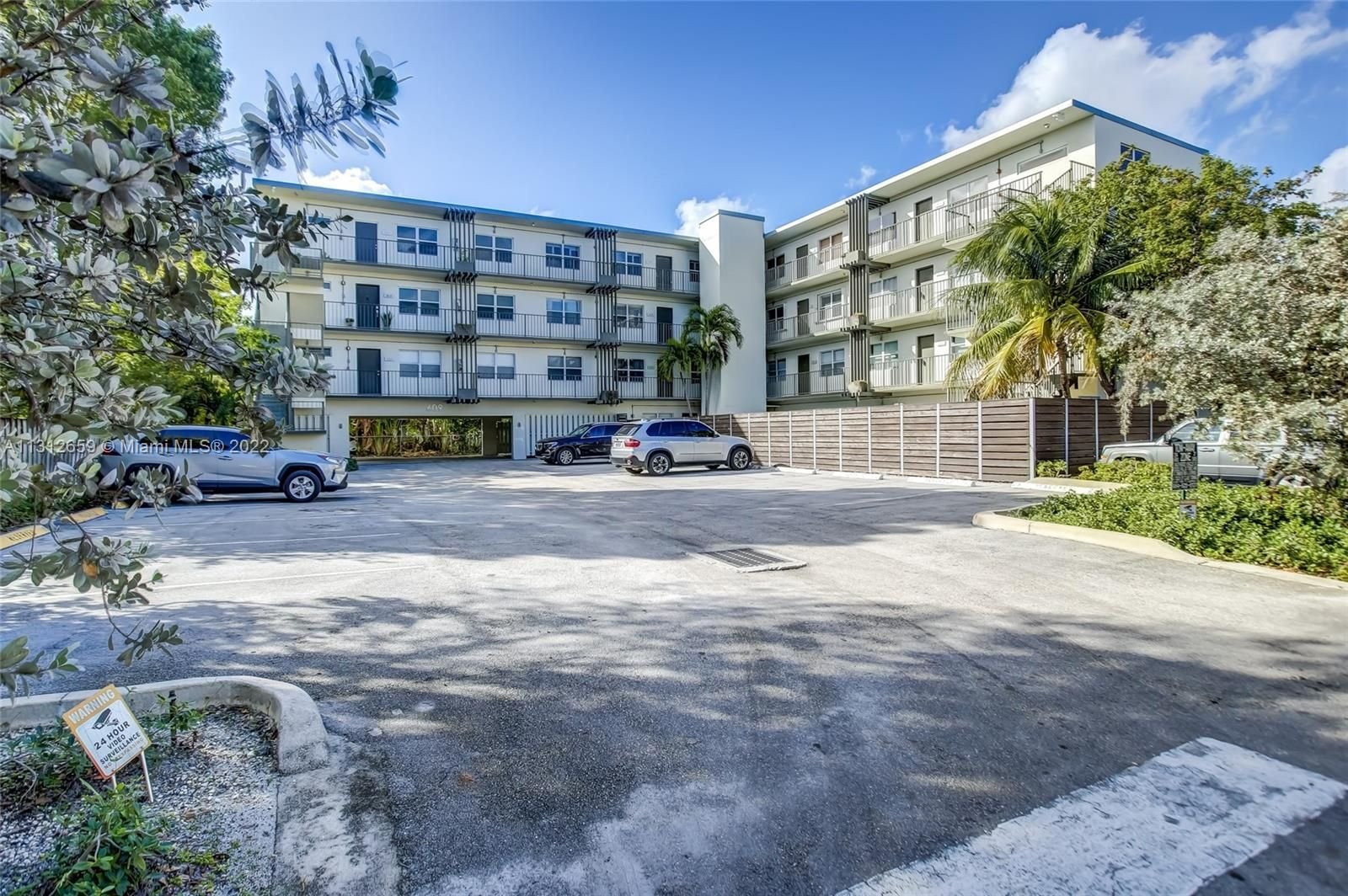 Real estate property located at 609 13th Ave #302, Broward County, Fort Lauderdale, FL