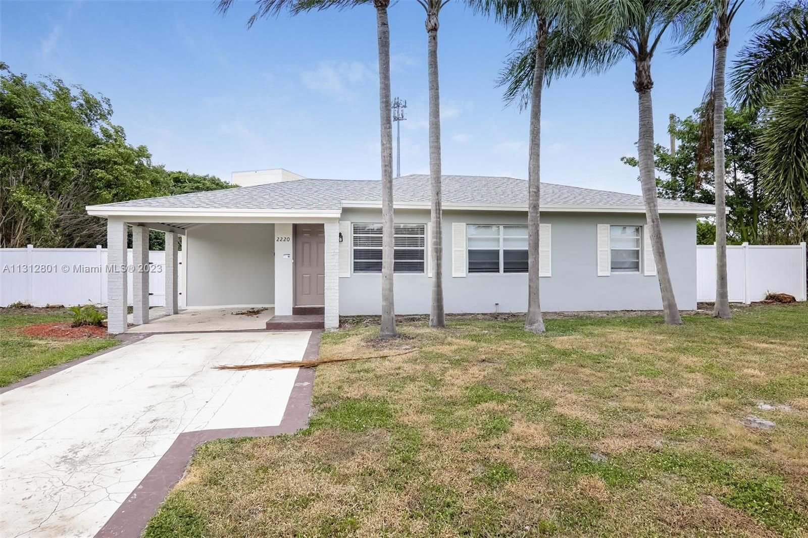 Real estate property located at 2220 Pineridge Ct, Palm Beach County, Delray Beach, FL