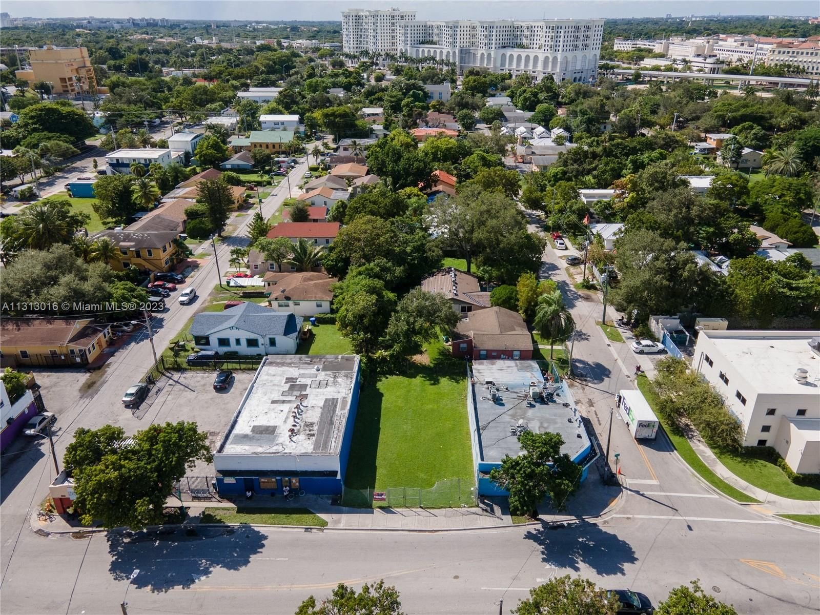 Real estate property located at 3350 37th Ave, Miami-Dade County, Miami, FL