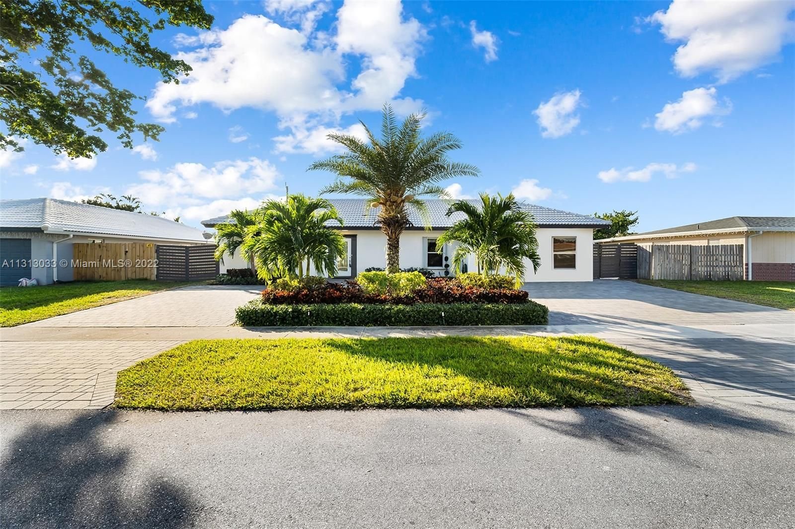 Real estate property located at 585 15th Ave, Palm Beach County, Boca Raton, FL