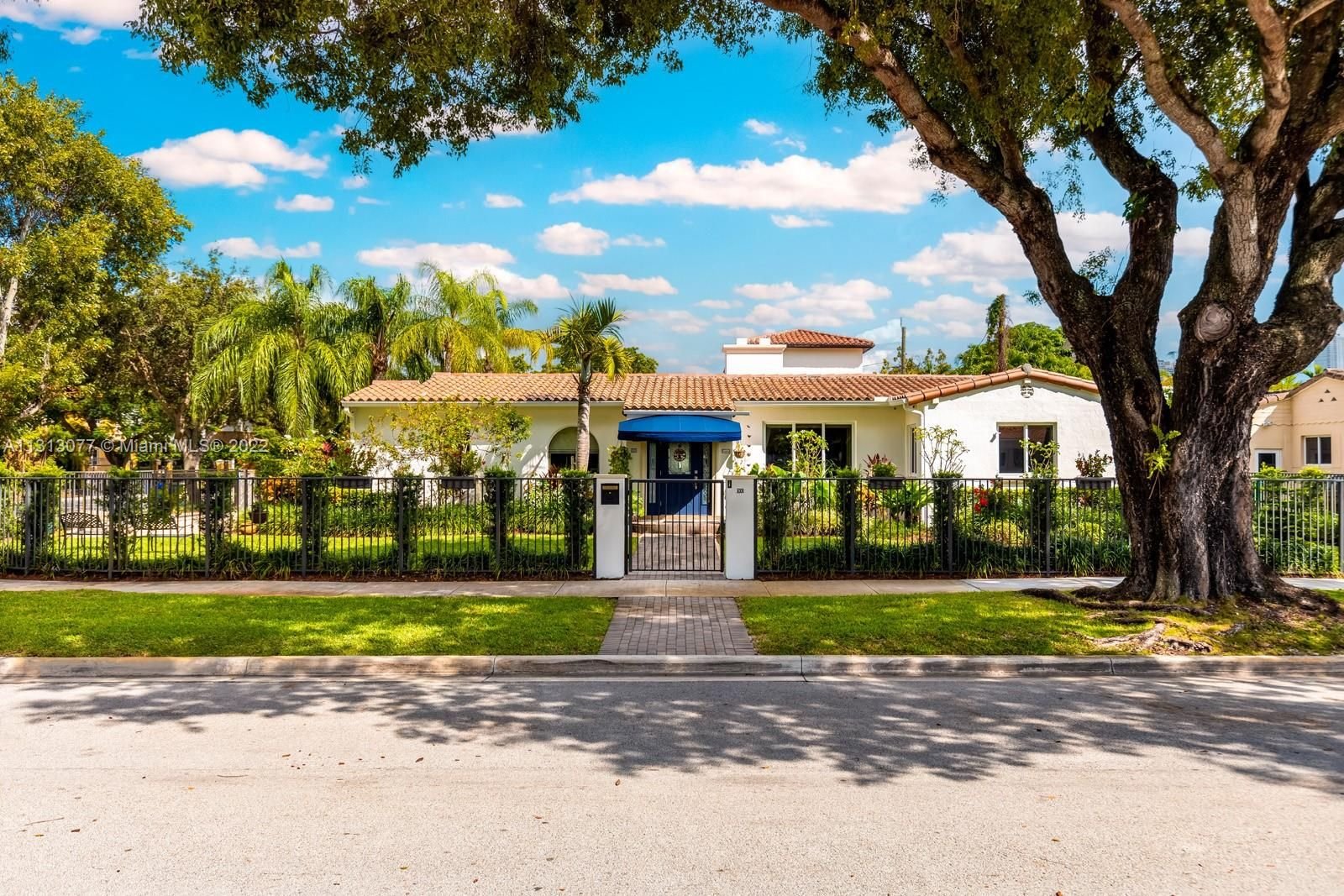 Real estate property located at 625 27th Rd, Miami-Dade County, Miami, FL