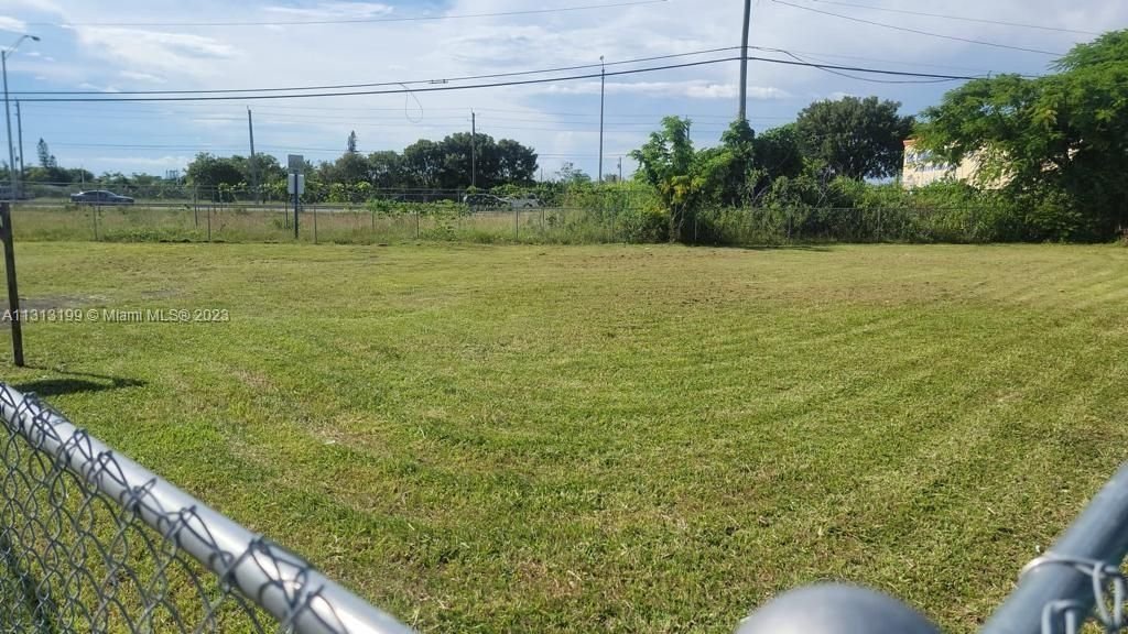 Real estate property located at 11500 214, Miami-Dade County, MAYS ADDN TO GOULDS FLA, Cutler Bay, FL