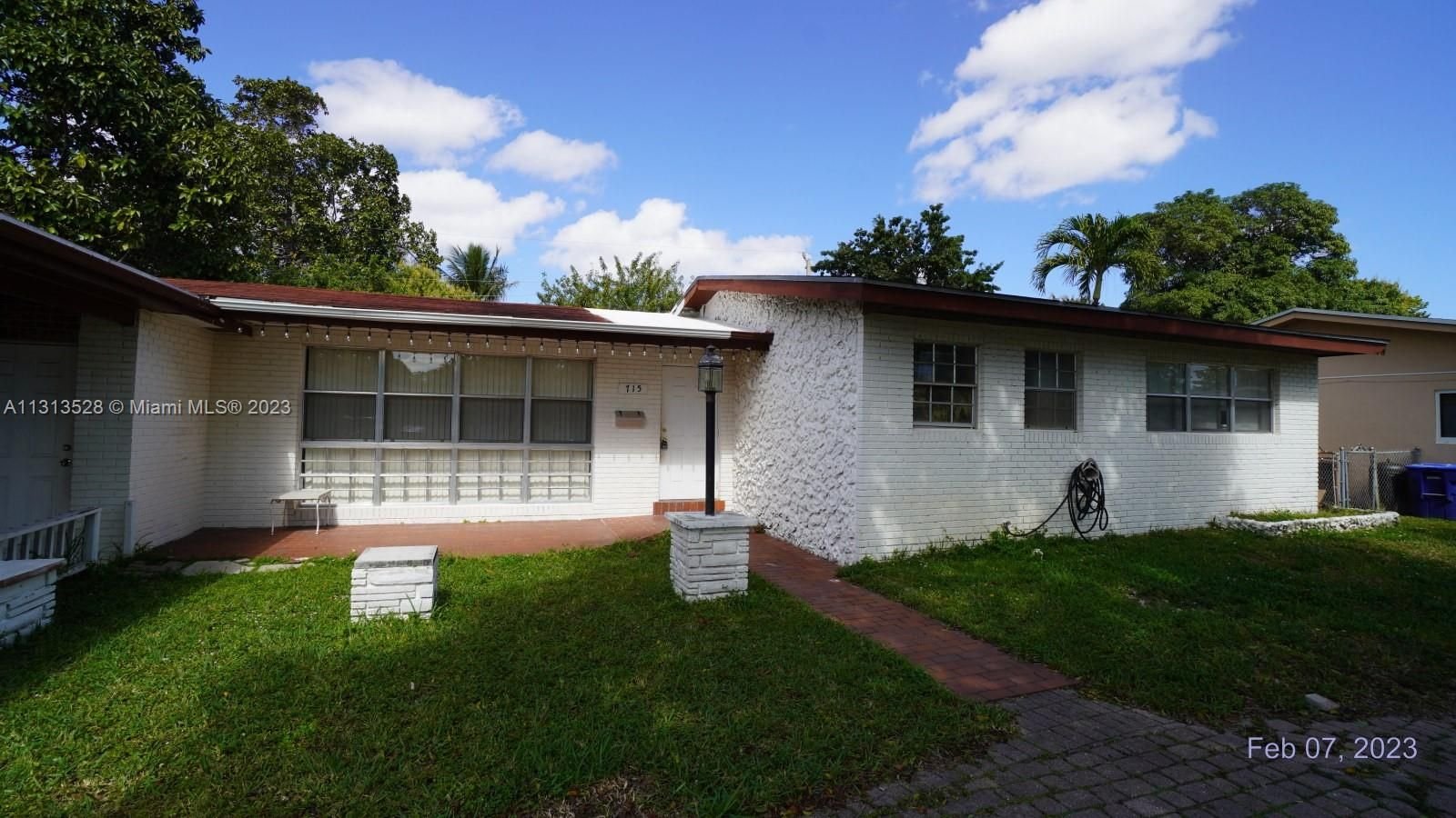 Real estate property located at 715 178th Ter, Miami-Dade County, Miami, FL