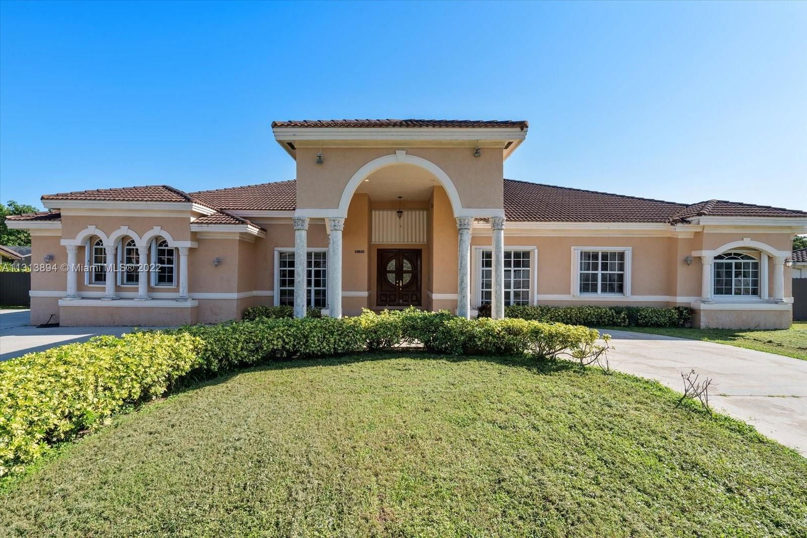 Real estate property located at 19551 134th Ct, Miami-Dade County, Miami, FL